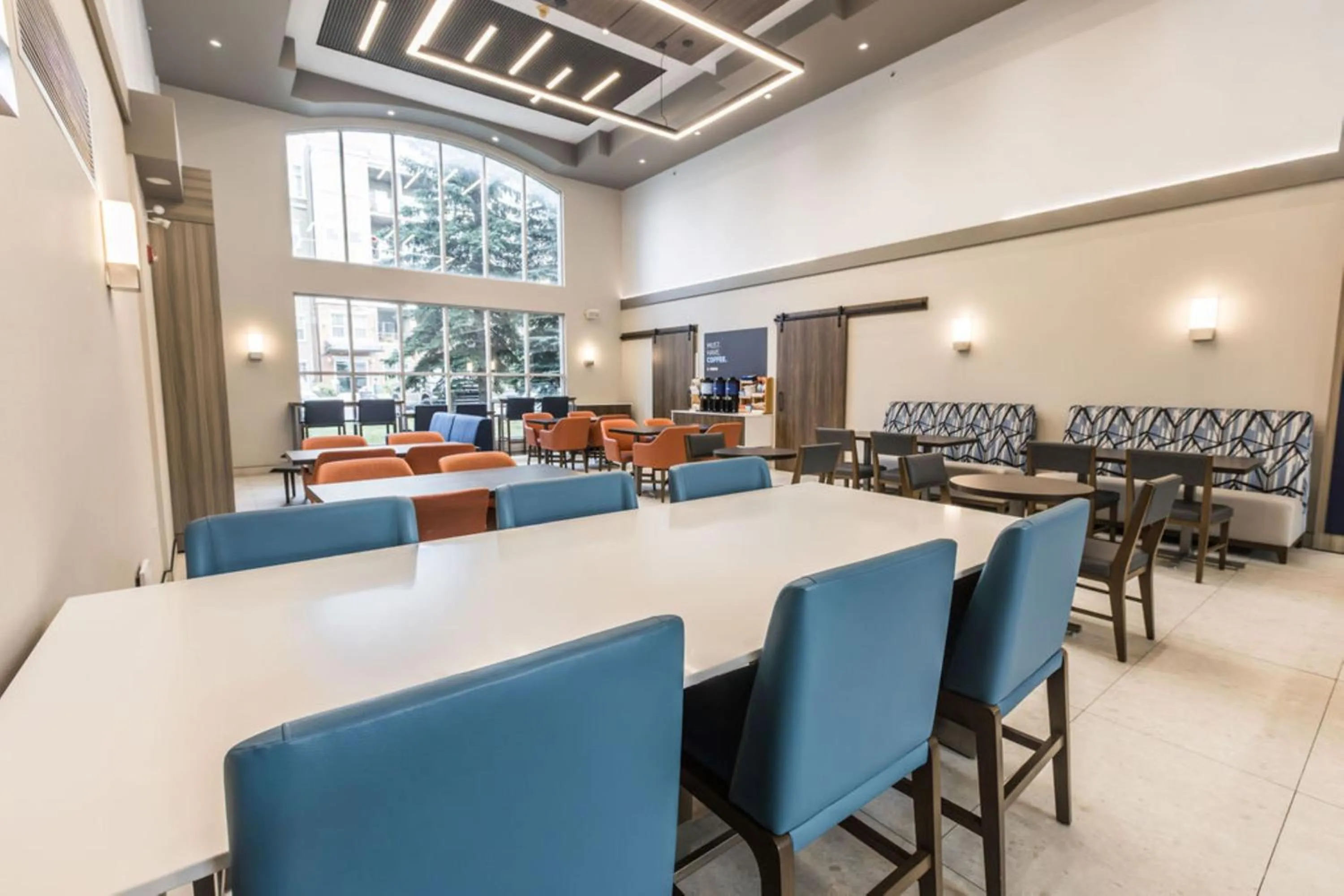 Breakfast in Holiday Inn Express Calgary South by IHG