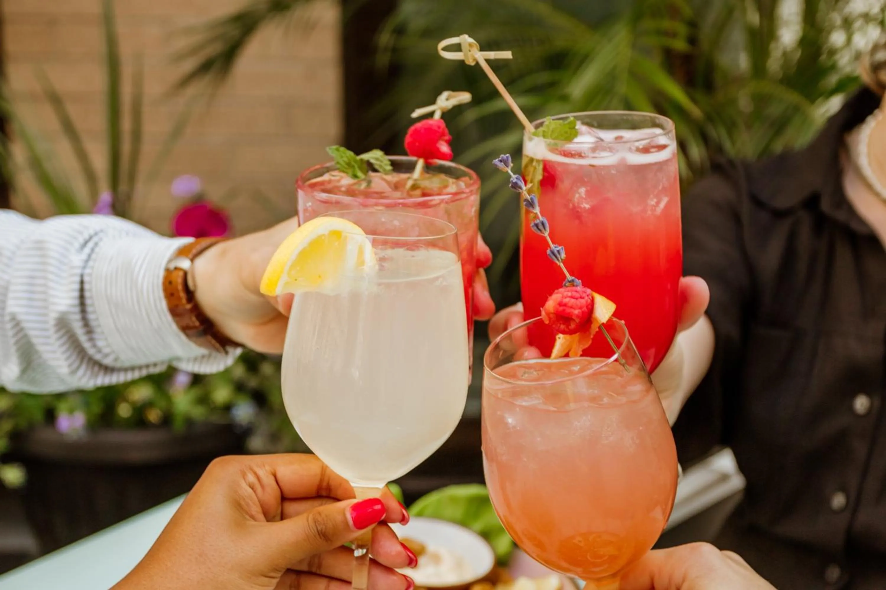 Photo of the whole room in InterContinental Montreal by IHG