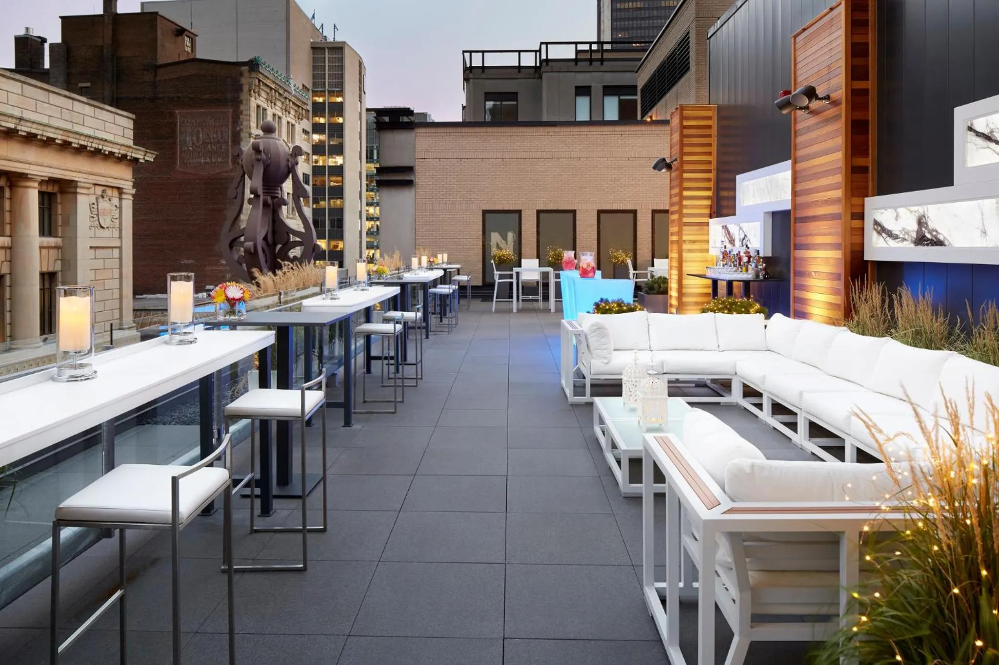 Restaurant/places to eat in InterContinental Montreal by IHG