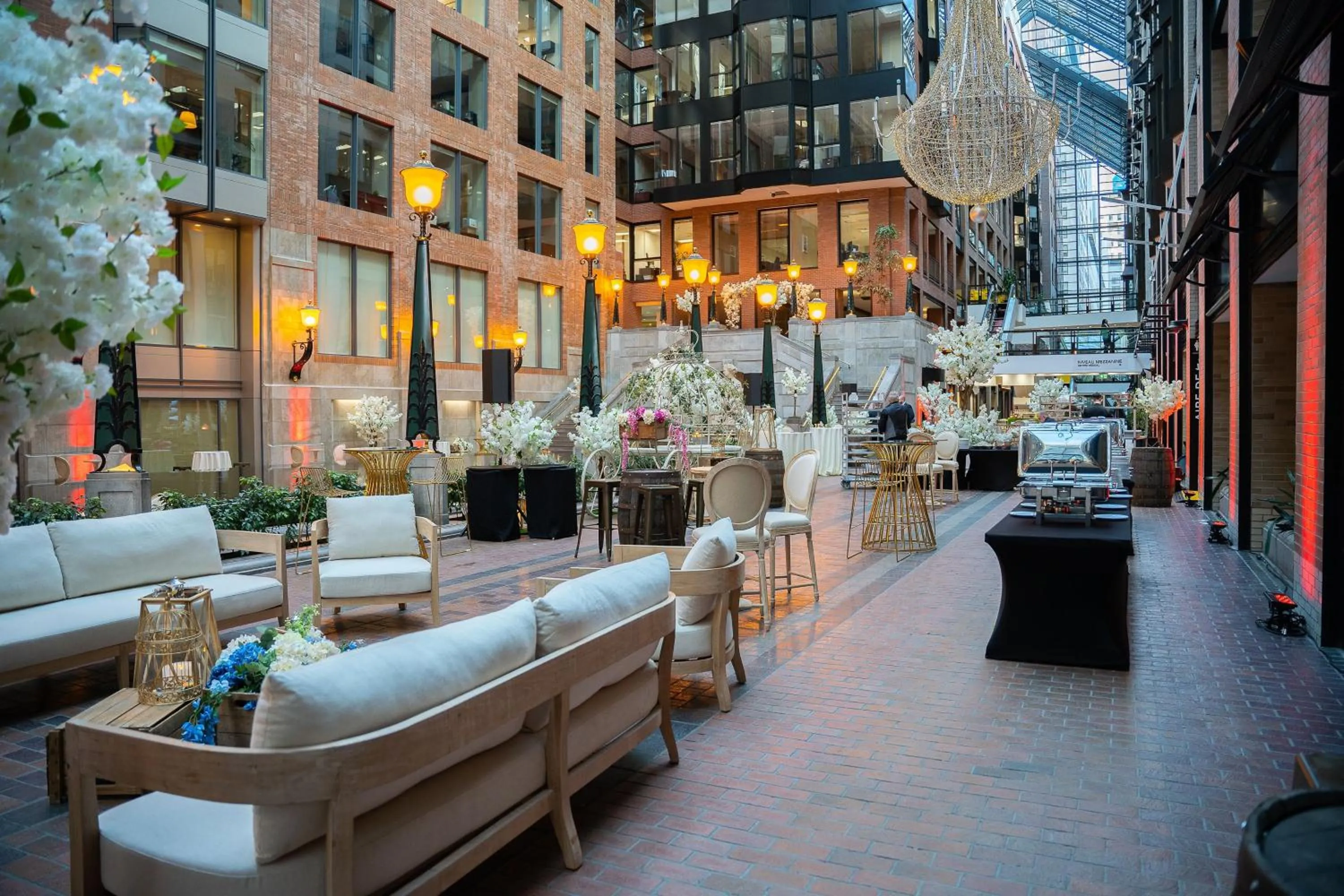 Meeting/conference room in InterContinental Montreal by IHG