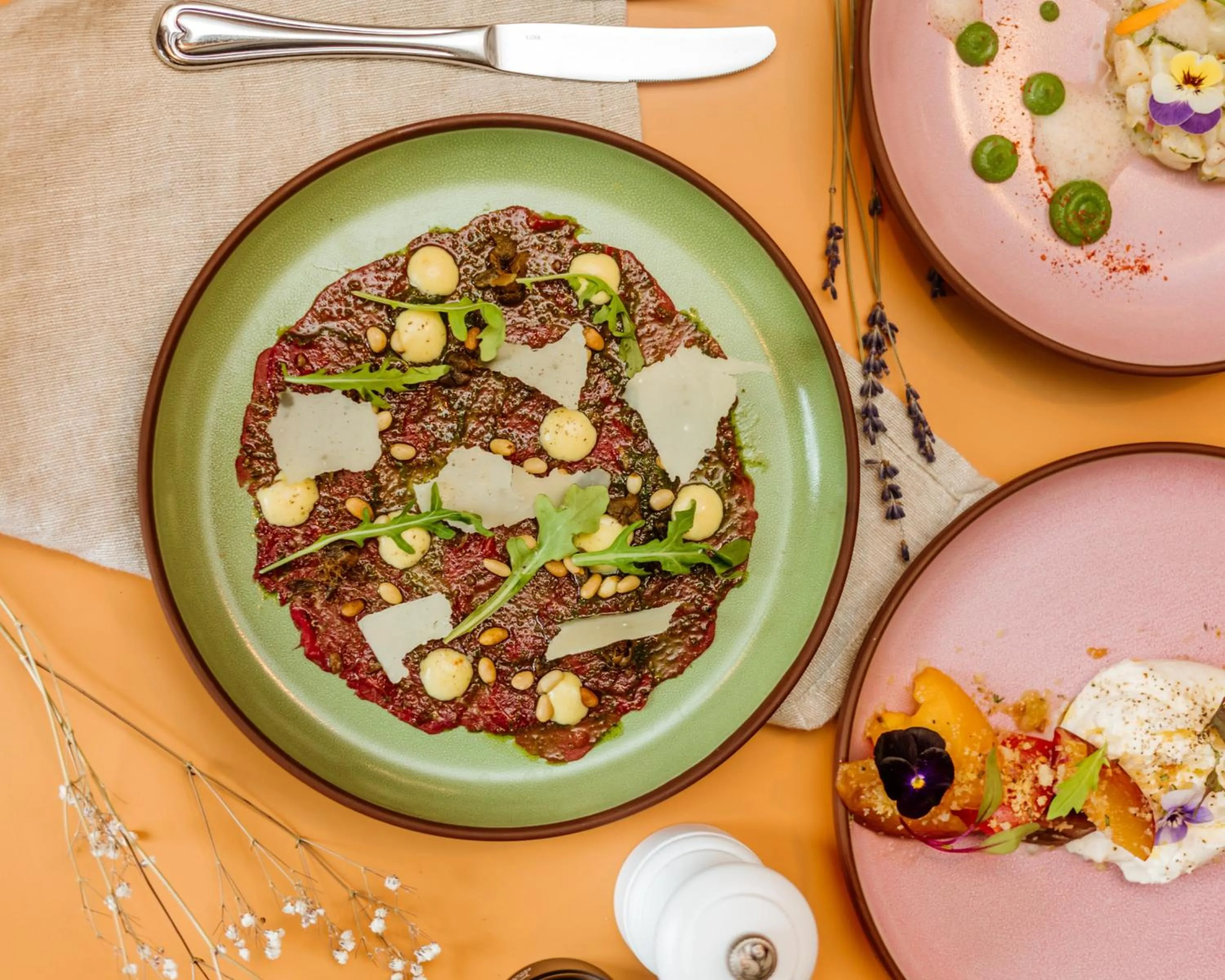 Restaurant/places to eat in InterContinental Montreal by IHG