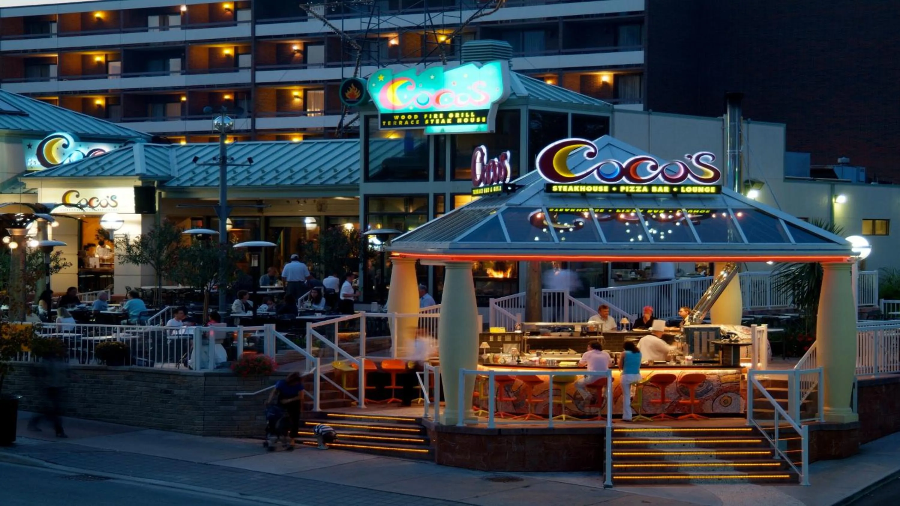 Restaurant/places to eat in Holiday Inn Niagara Falls-By the Falls by IHG