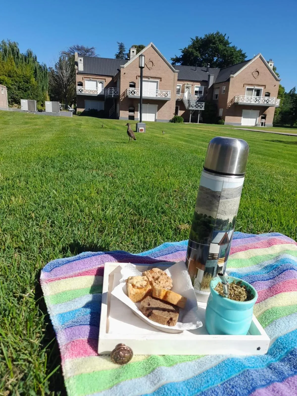 Los Robles Apart Hotel