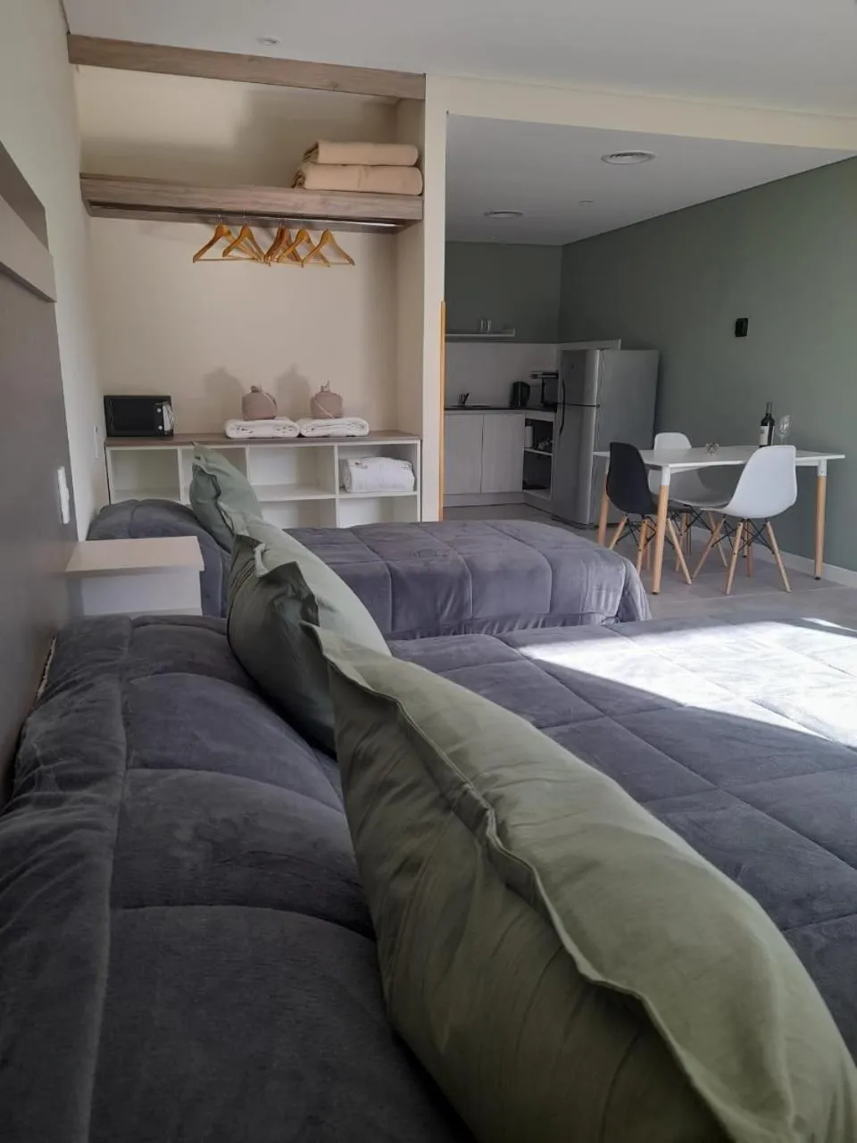 Los Robles Apart Hotel