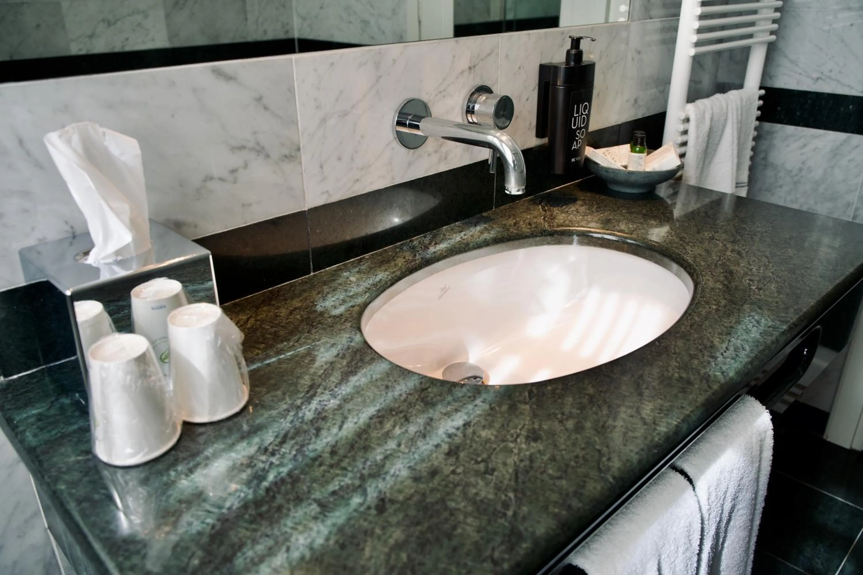 Bathroom in Grand Hotel della Posta, WorldHotels Distinctive