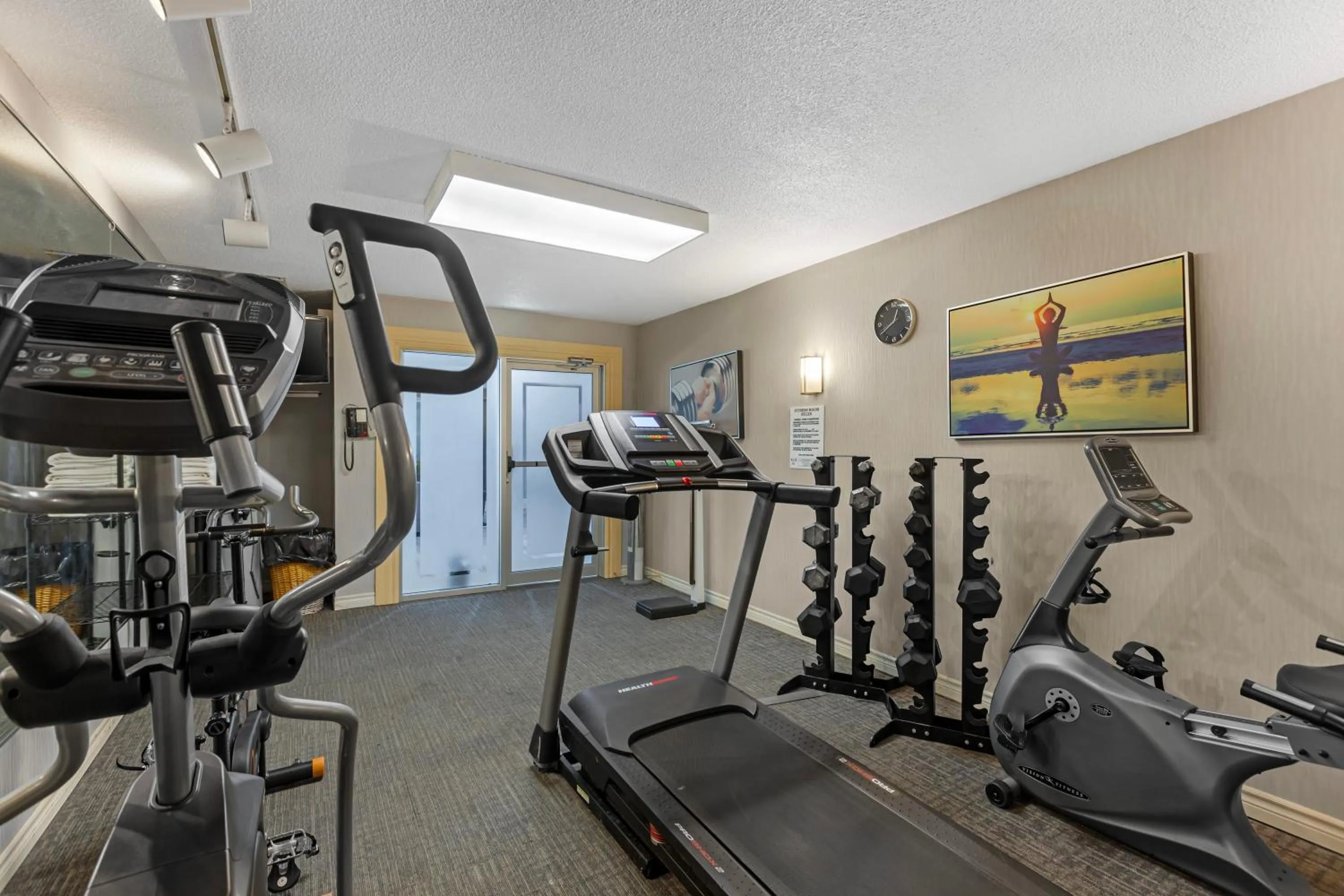 Fitness centre/facilities in Quality Inn & Suites 5585 Ambler Drive Mississauga Ontario