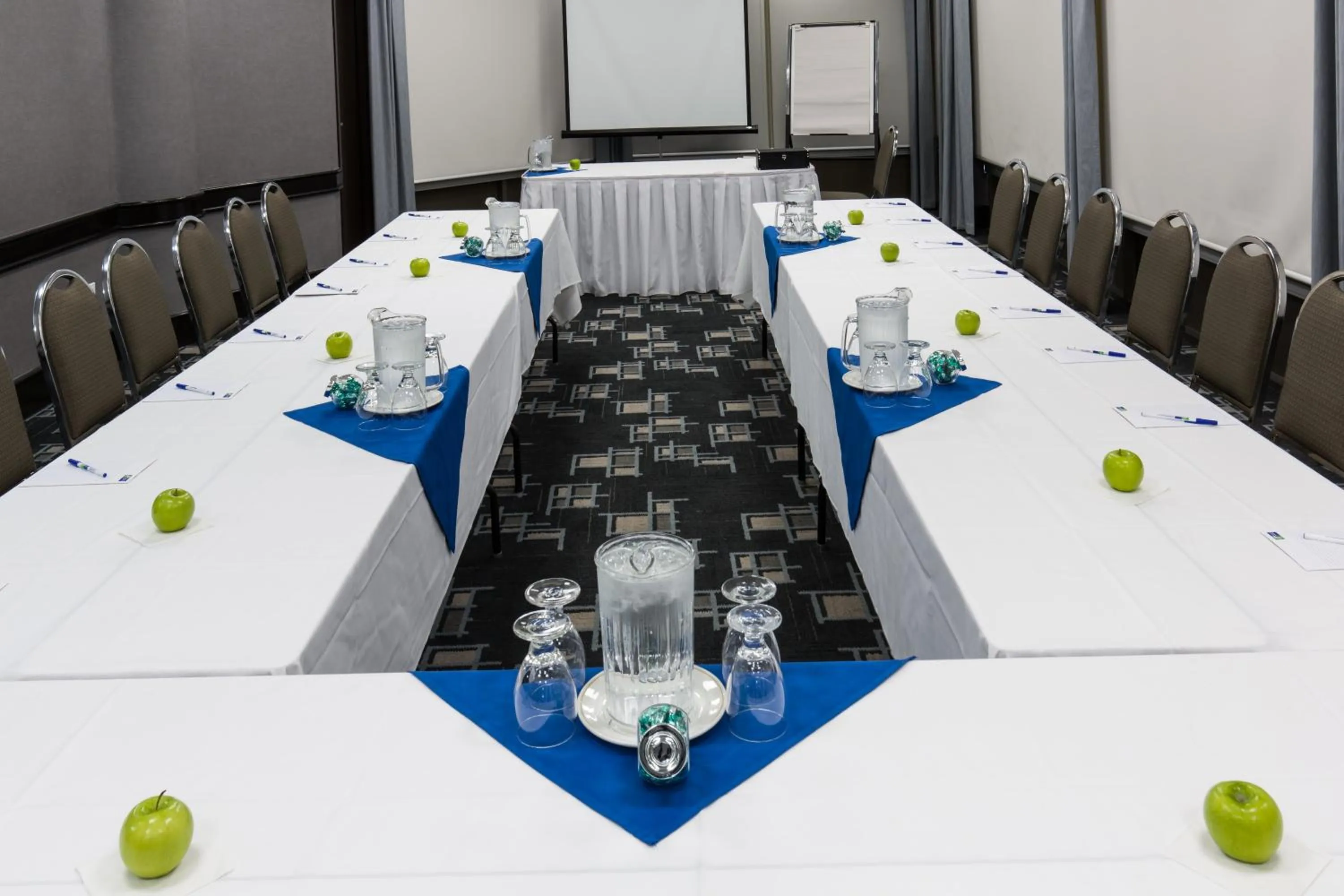 Meeting/conference room in Holiday Inn Express Edmonton Downtown by IHG