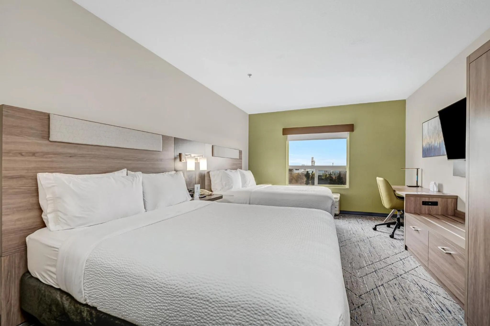 Photo of the whole room, Bed in Holiday Inn Express Hotel & Suites-Edmonton South by IHG