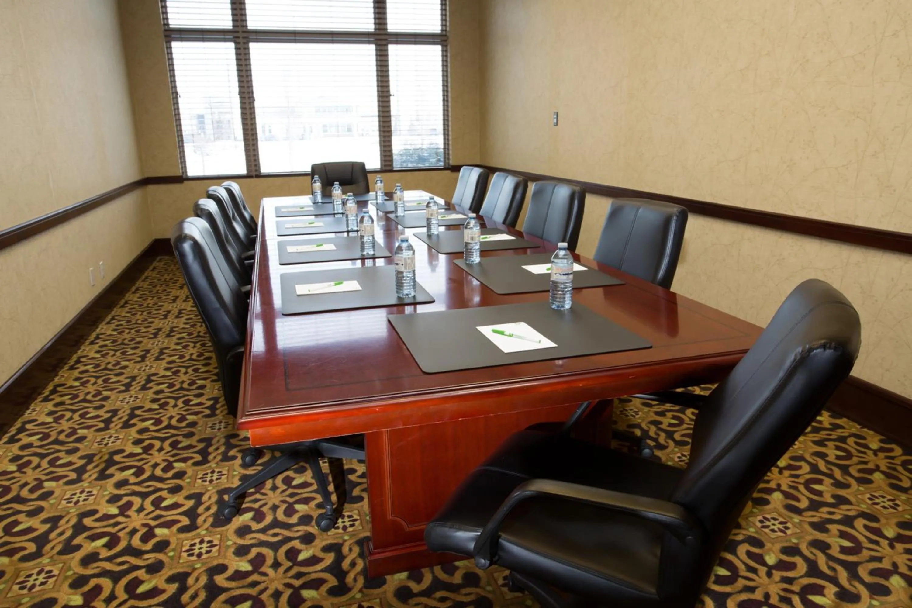 Meeting/conference room in Holiday Inn Hotel & Suites-West Edmonton by IHG