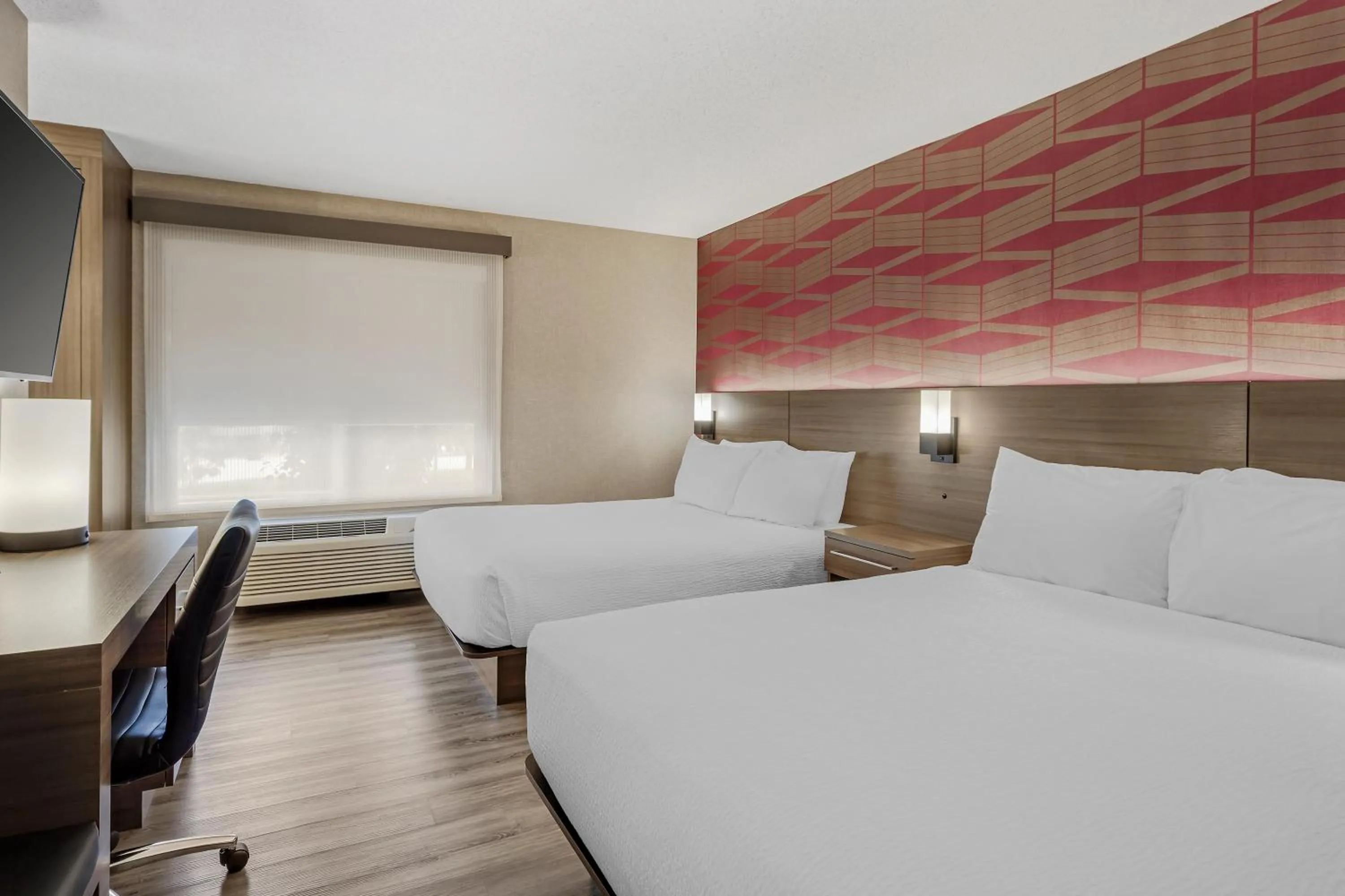 Bedroom, Bed in Best Western Plus West Edmonton