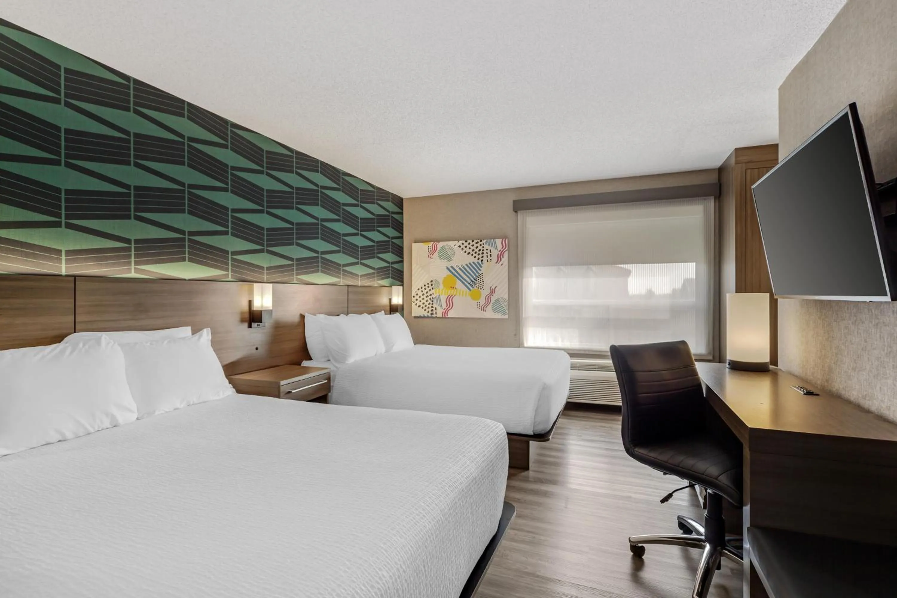 Bedroom, Bed in Best Western Plus West Edmonton