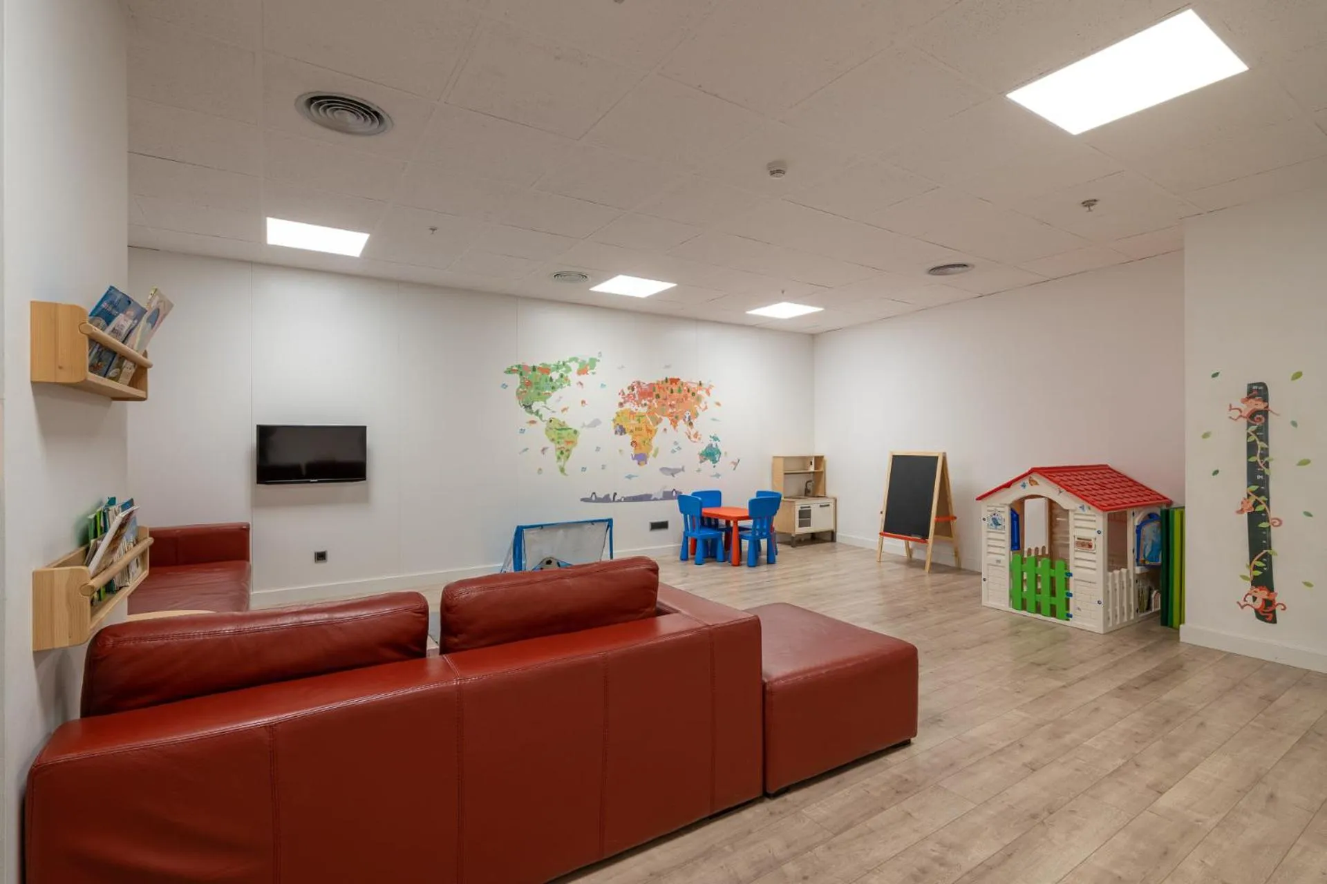 Kids's club in Naitly Barcelona Poblenou