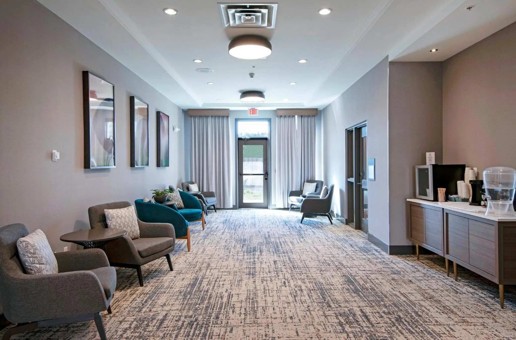 Property building in Holiday Inn Hotel and Suites-Kamloops by IHG