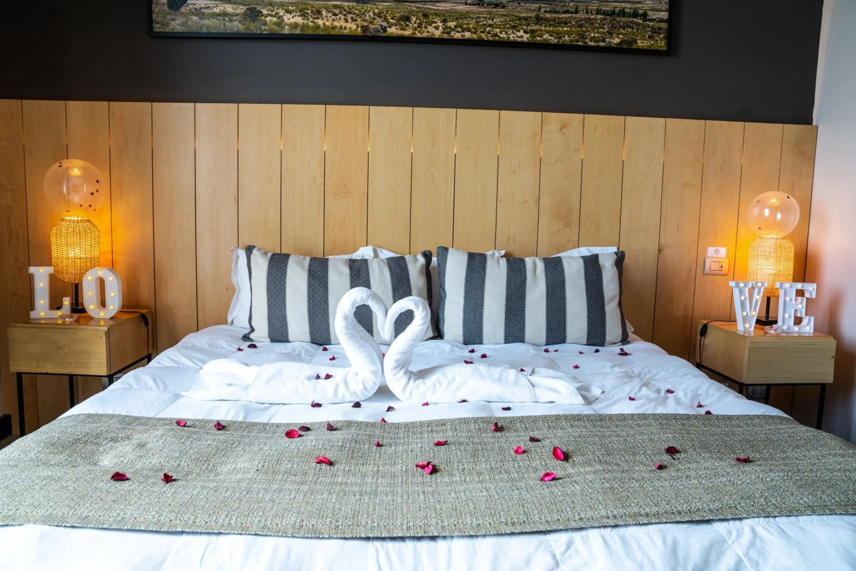 Bedroom, Bed in Keo Hotel - Ovalle Casino Resort