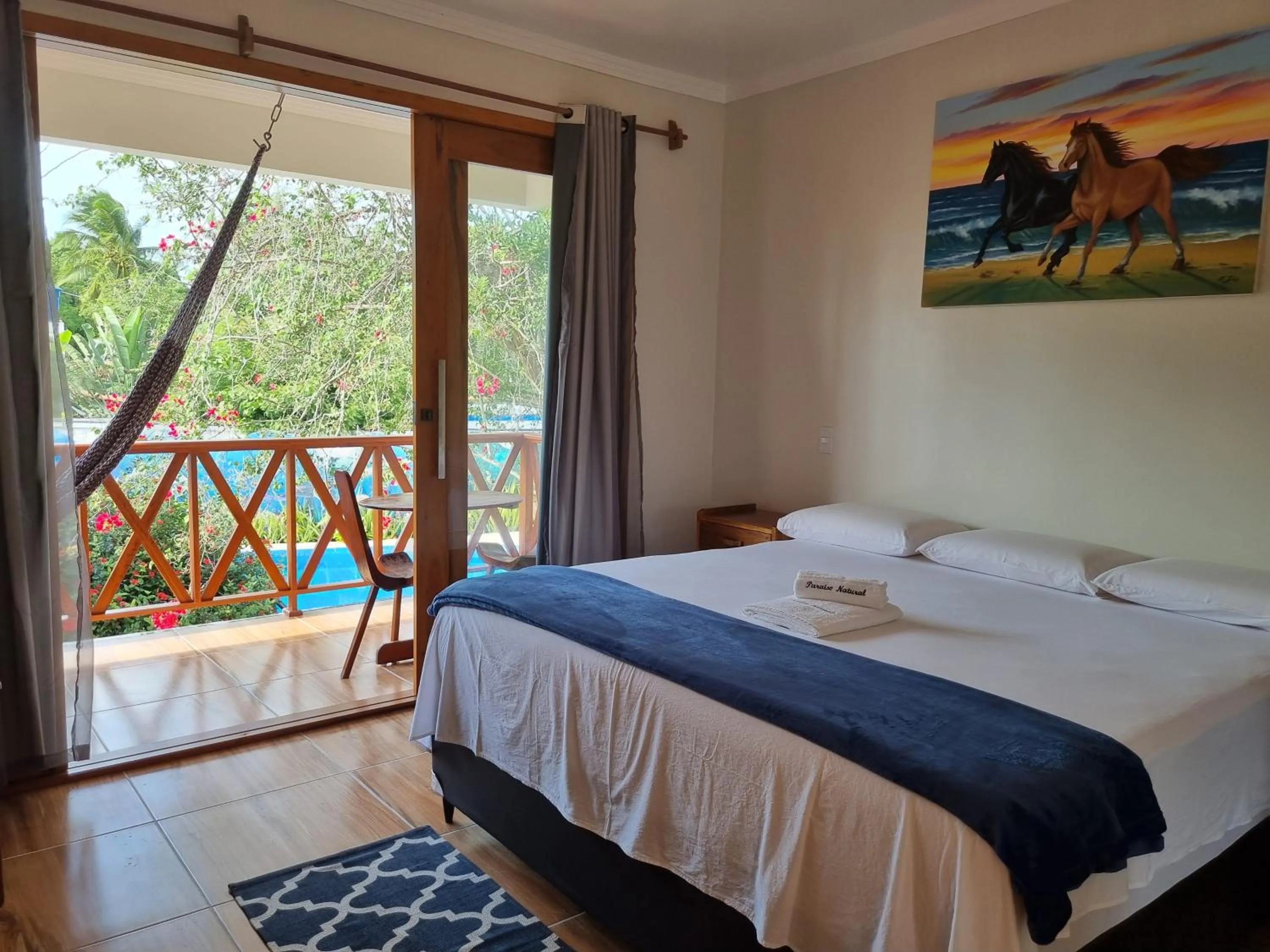 View (from property/room), Bed in Pousada e Restaurante Paraíso Natural