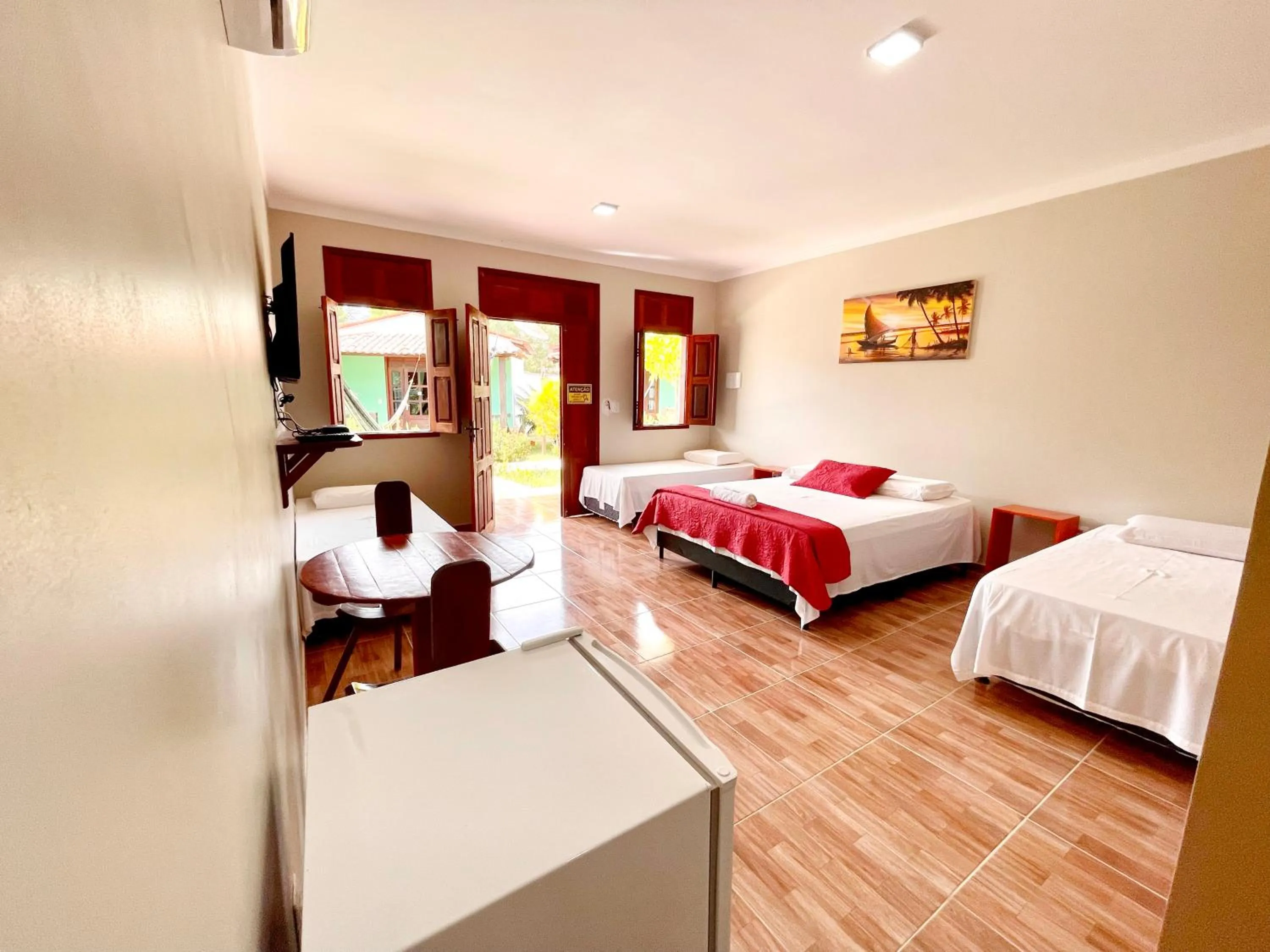 Photo of the whole room, Bed in Pousada e Restaurante Paraíso Natural