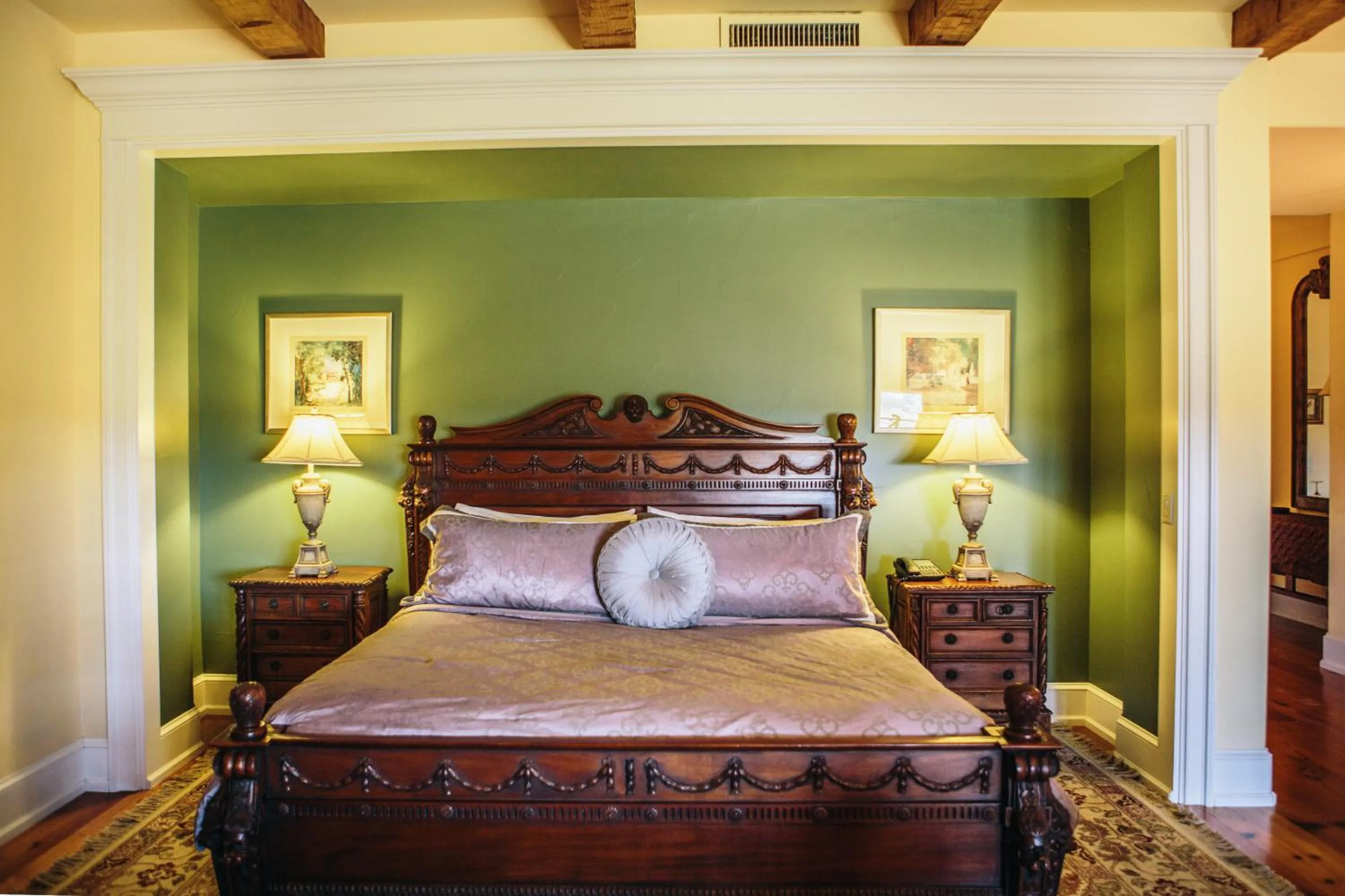 Bedroom, Bed in CaliPaso Winery & Villa