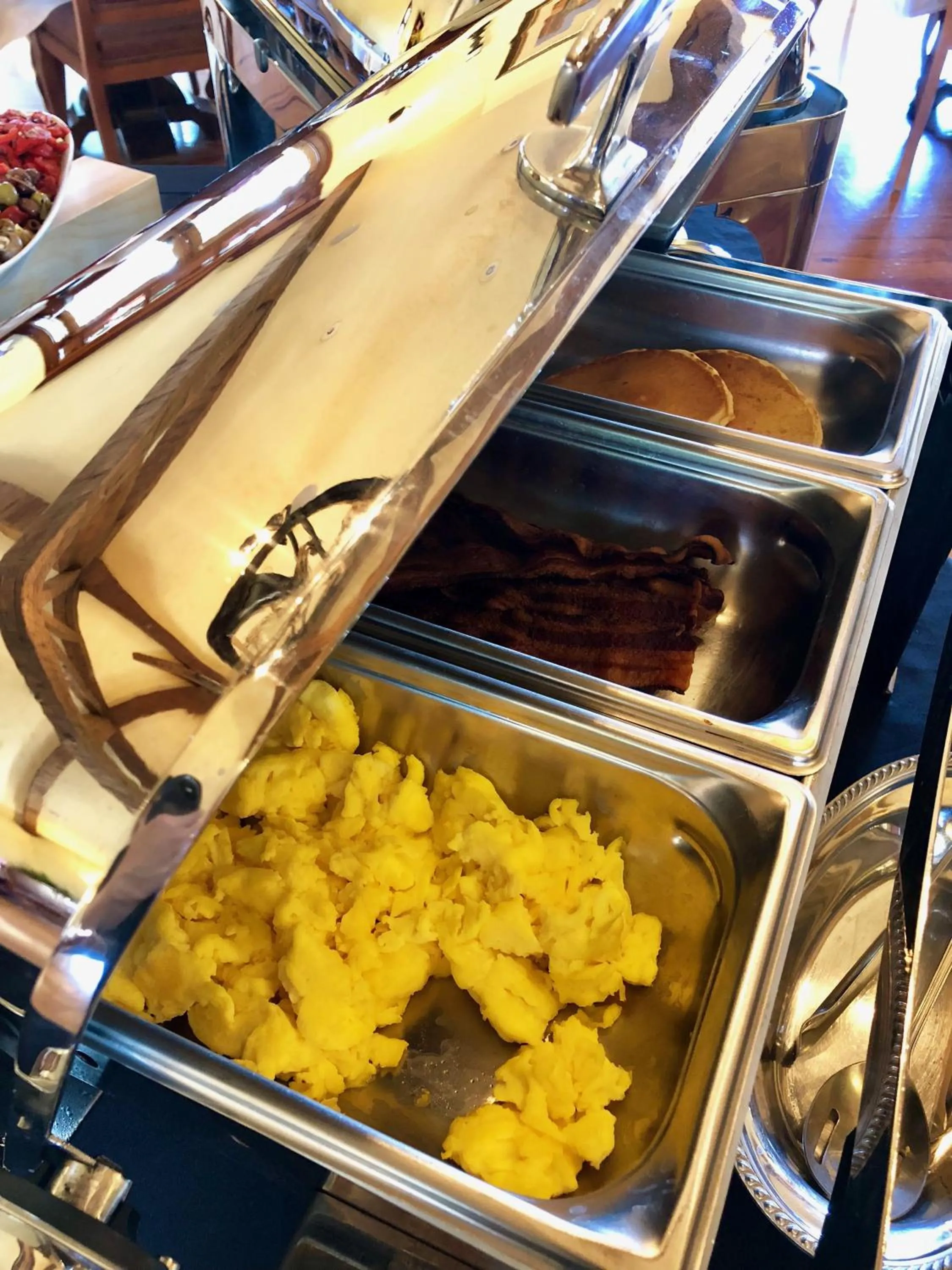 Breakfast in CaliPaso Winery & Villa