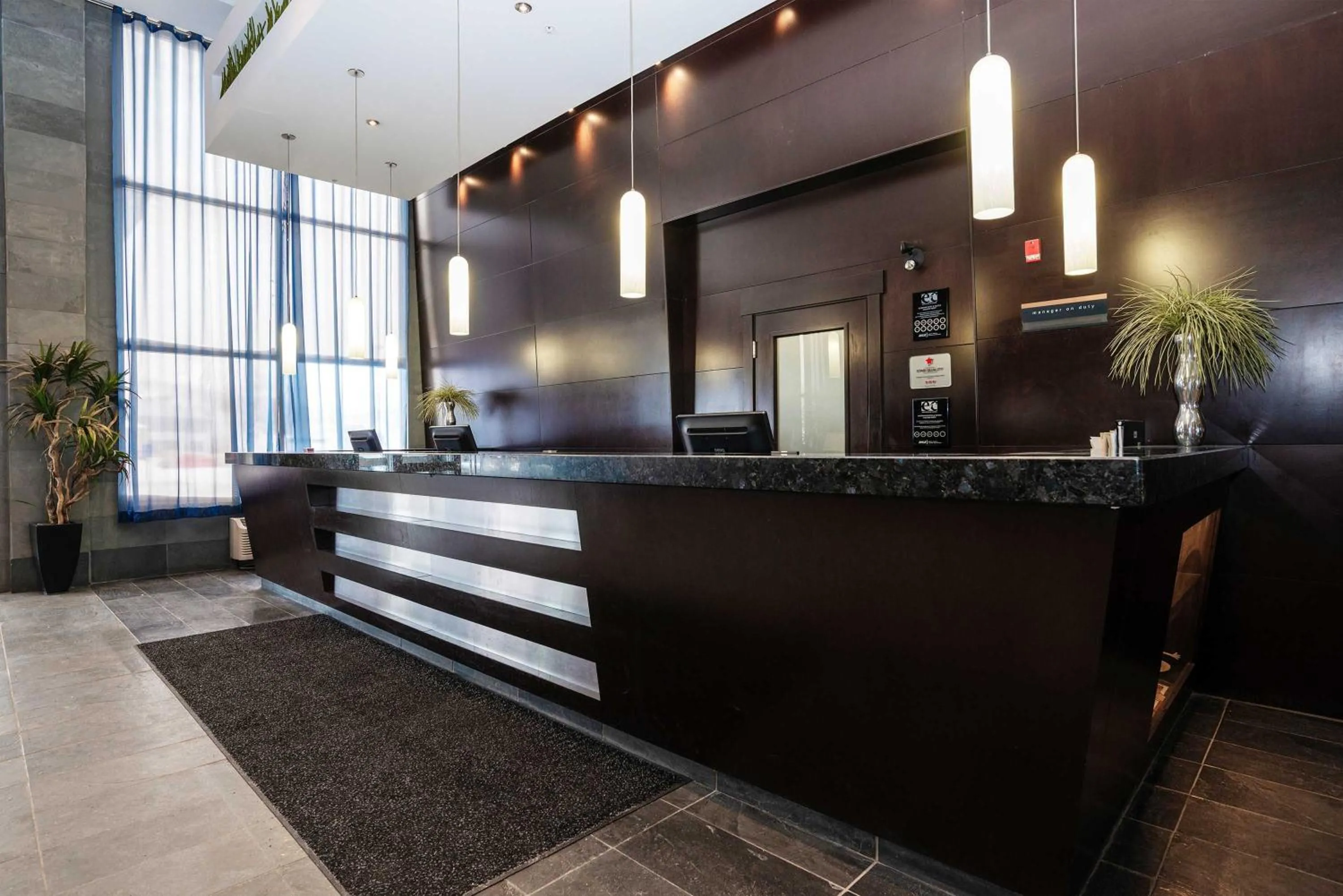 Lobby or reception in Sandman Hotel & Suites Calgary West