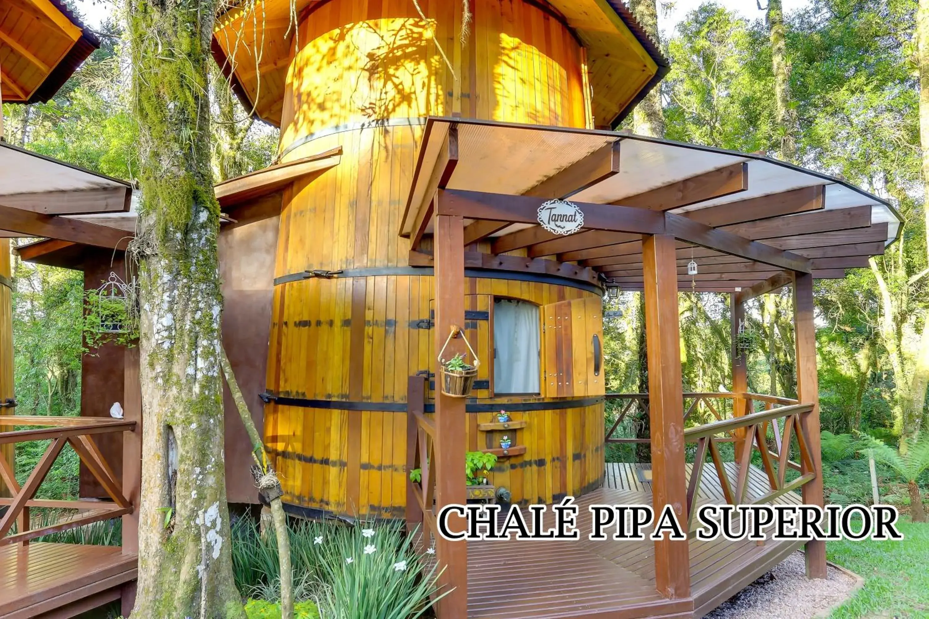 One-Bedroom Chalet in Chalé Temático em Pipa de Vinho - Parada da Pipa Chalés One-Bedroom Chalet in Chalé Temático em Pipa de Vinho - Parada da Pipa Chalés