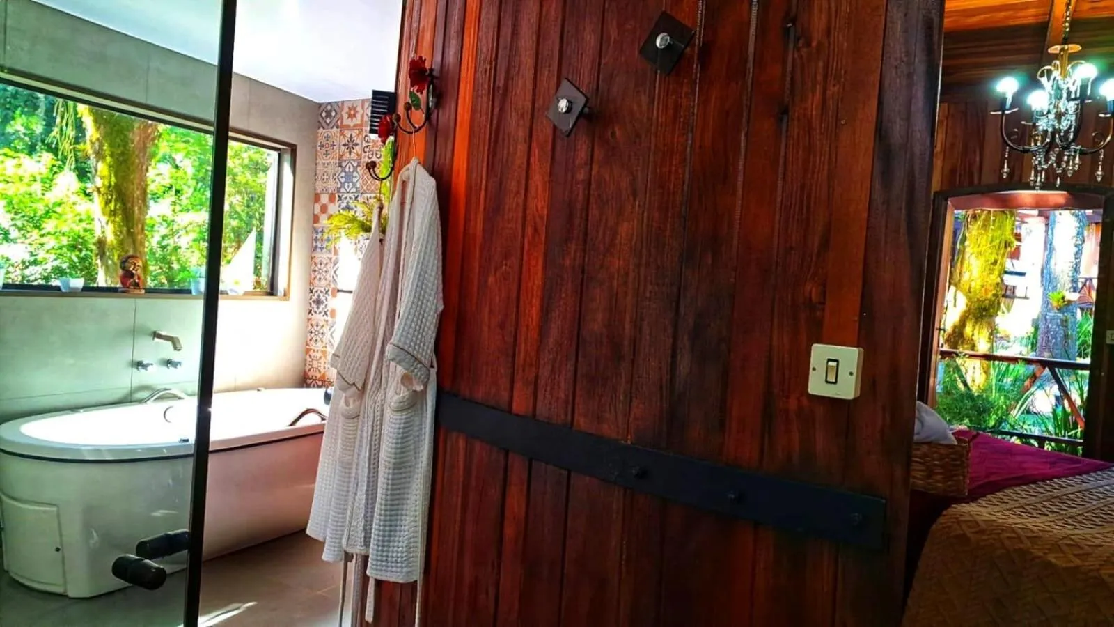 Bathroom in Chalé Temático em Pipa de Vinho - Parada da Pipa Chalés