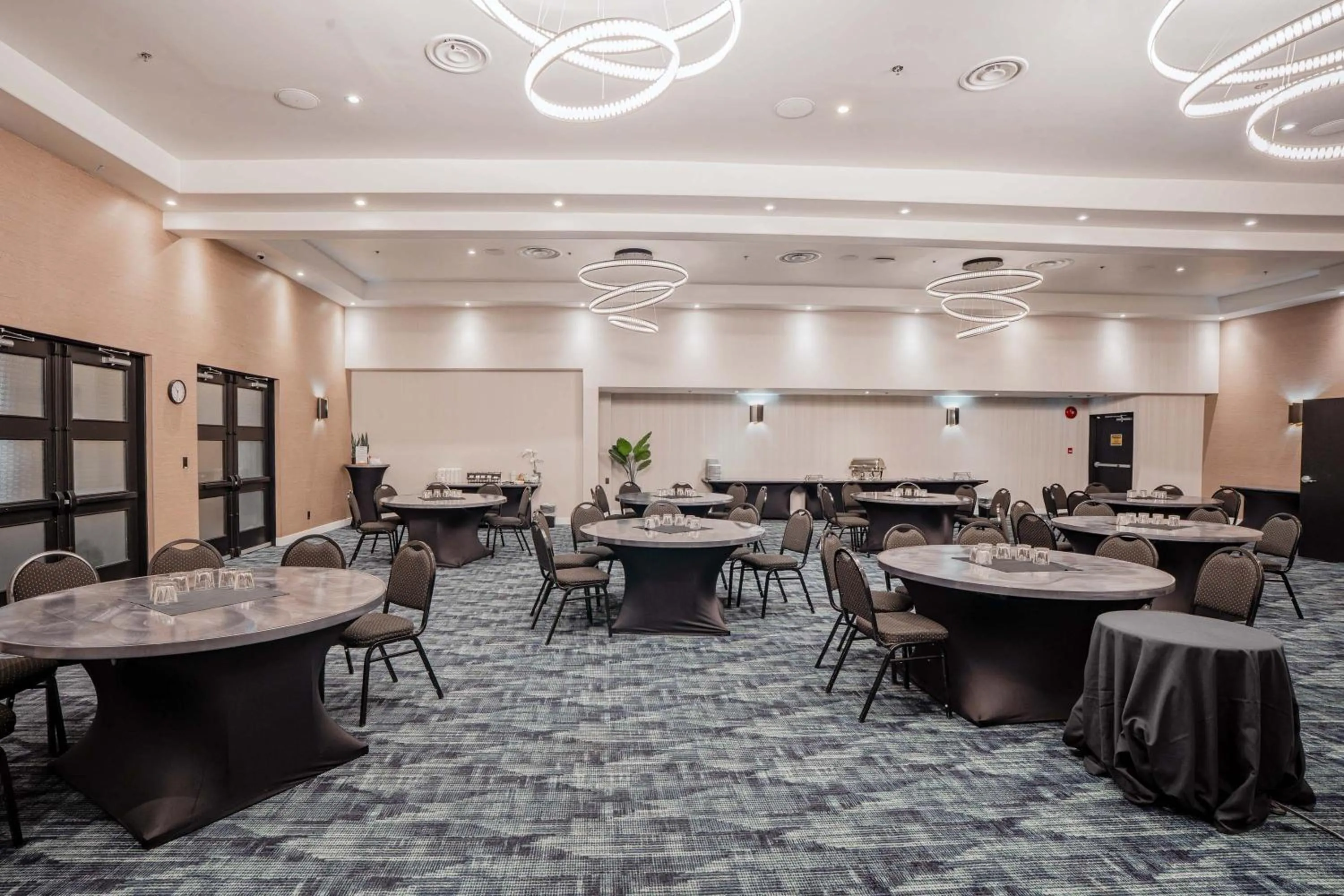 Meeting/conference room in Sandman Hotel Vancouver Downtown