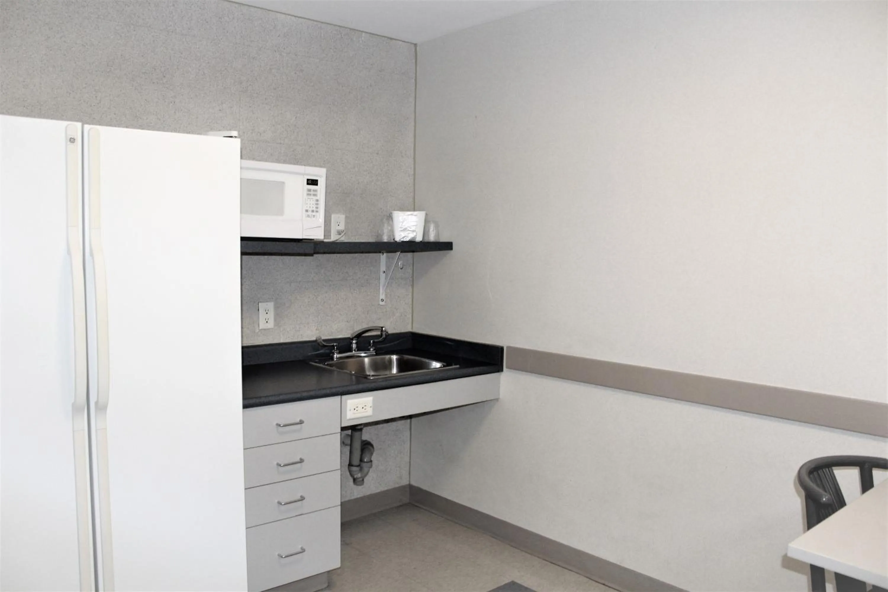 Kitchen or kitchenette in Residence & Conference Centre - Niagara-on-the-Lake