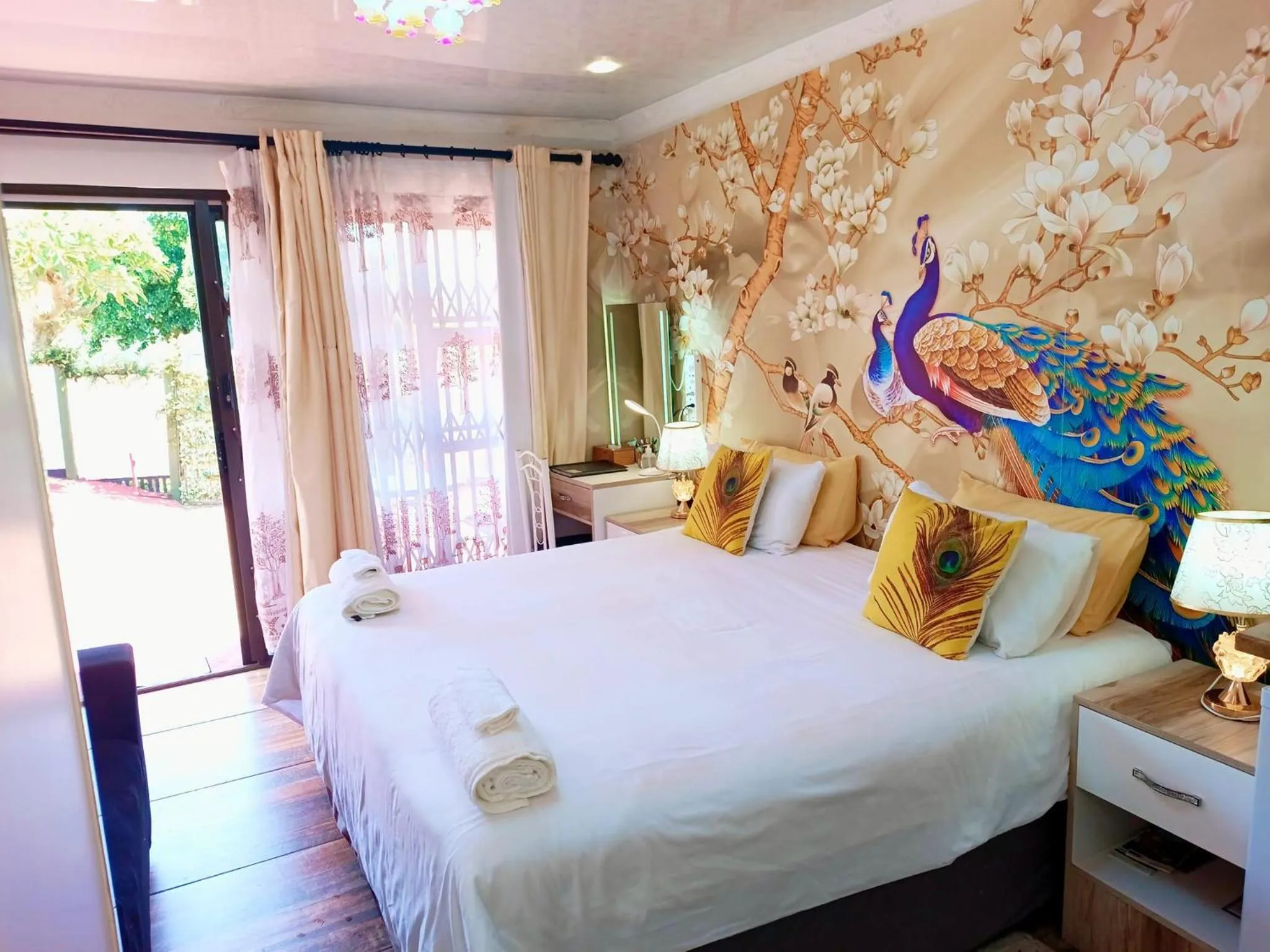 Bed in Queensburgh B&B or Self Catering