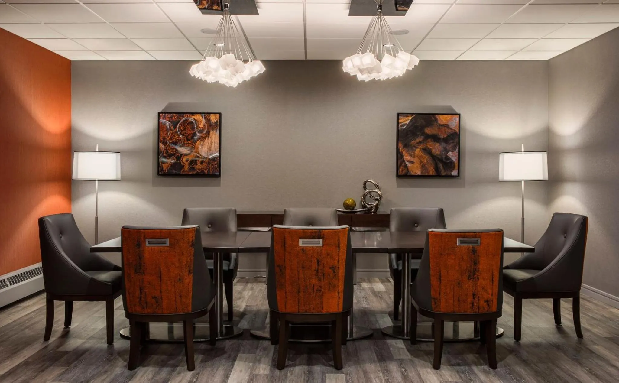 Restaurant/places to eat in Holiday Inn Winnipeg-South by IHG