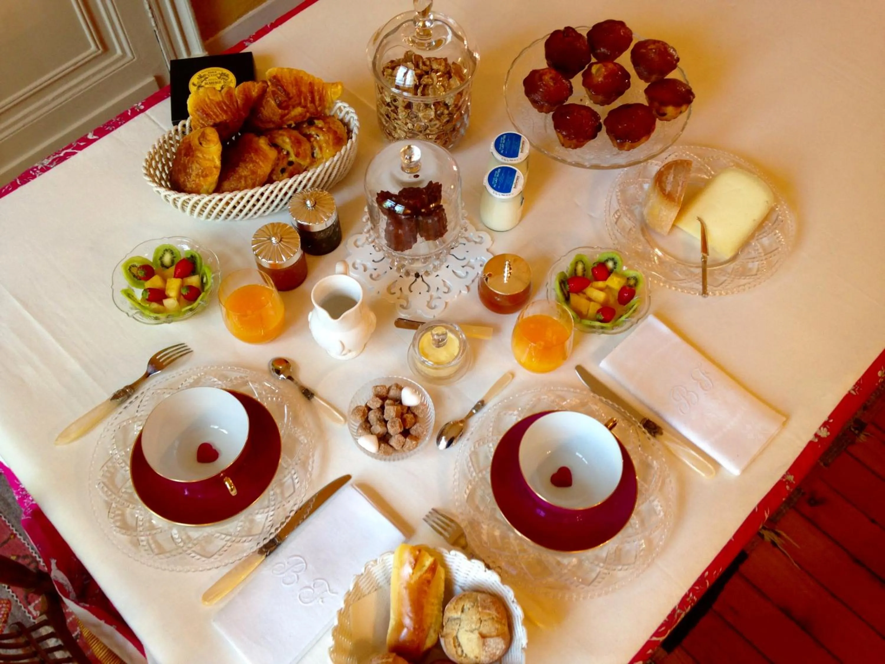 Breakfast in MAISON D'HÔTES "Bordeaux Wine Lodge"