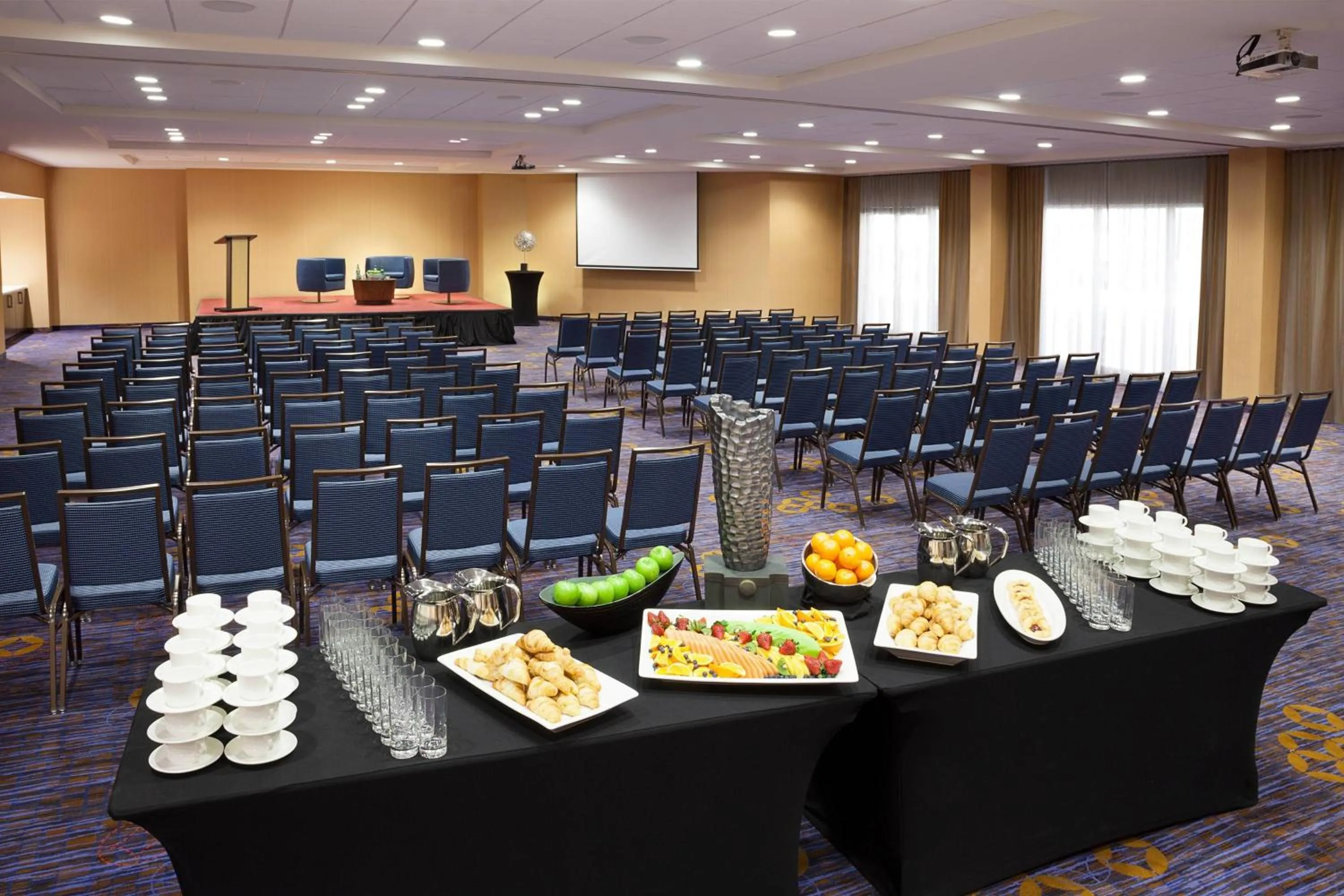 Meeting/conference room in TownePlace Suites by Marriott Toronto Northeast/Markham