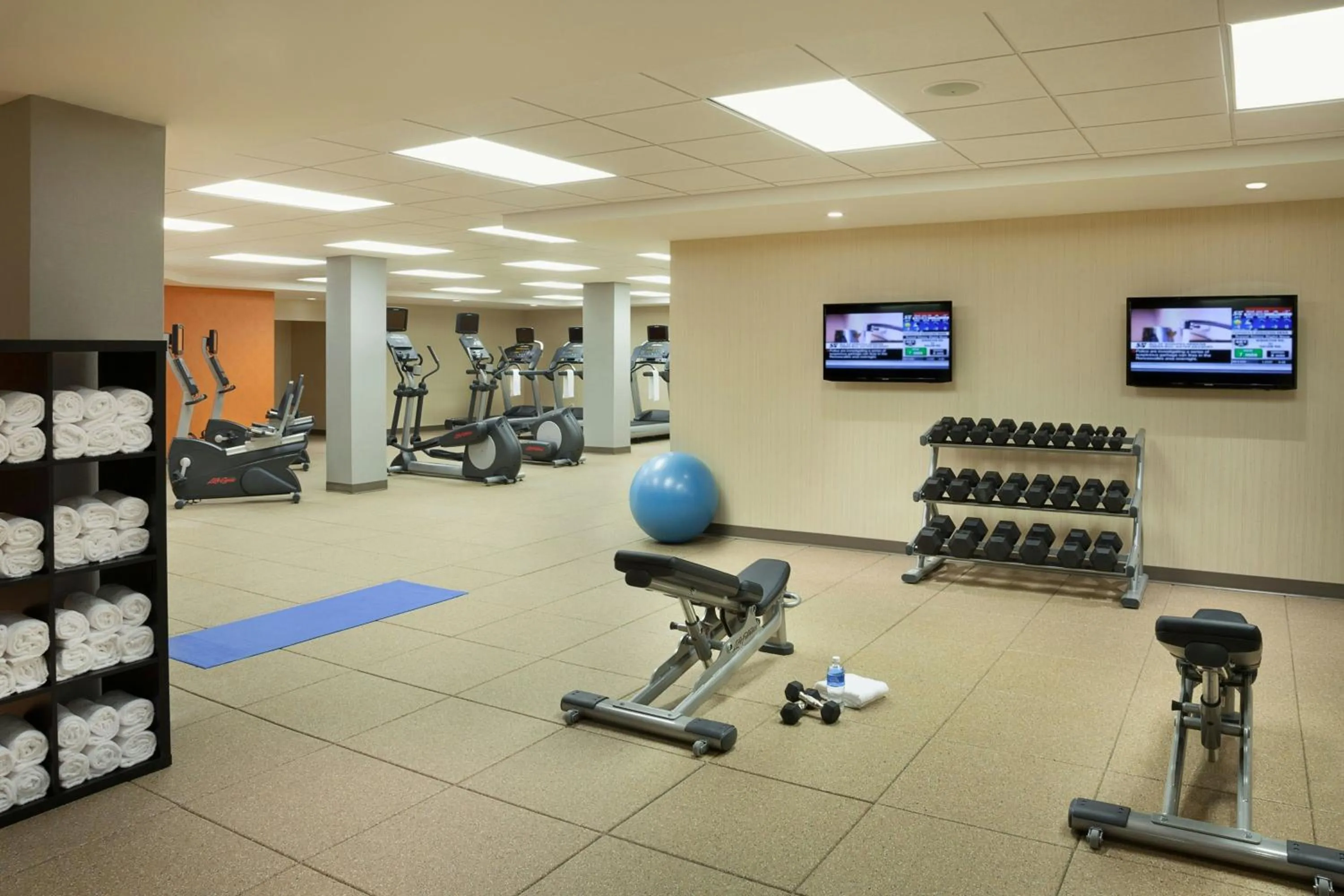 Fitness centre/facilities in TownePlace Suites by Marriott Toronto Northeast/Markham