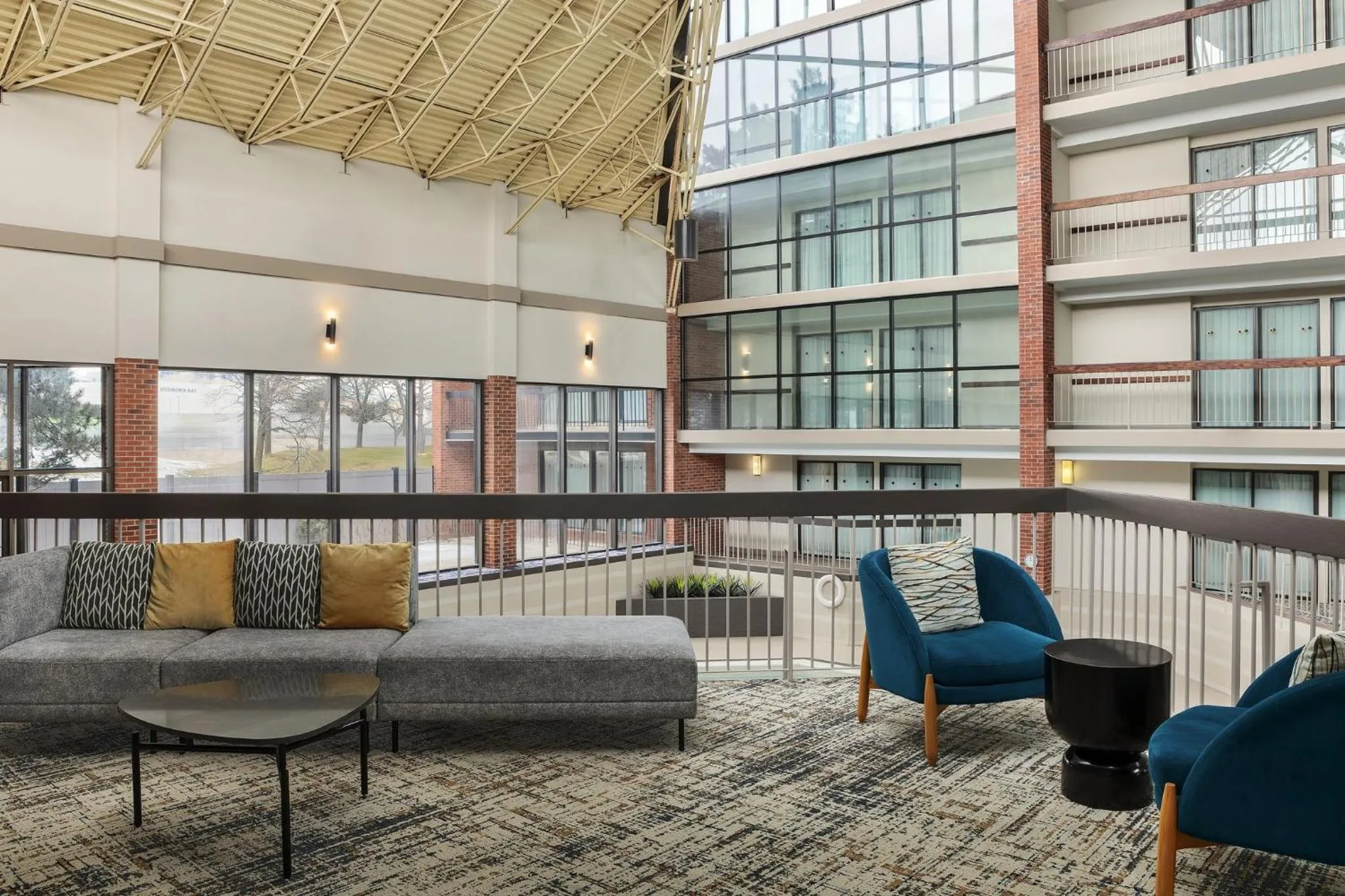 Property building in Holiday Inn Oakville Centre by IHG