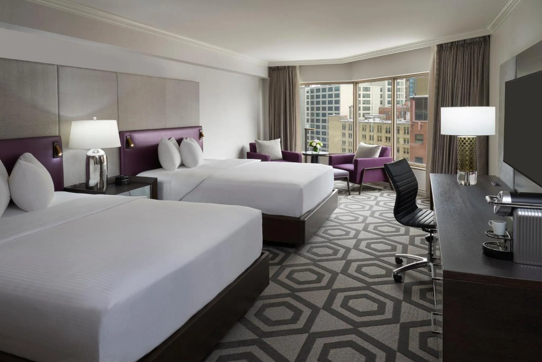 Photo of the whole room, Bed in InterContinental Toronto Centre by IHG