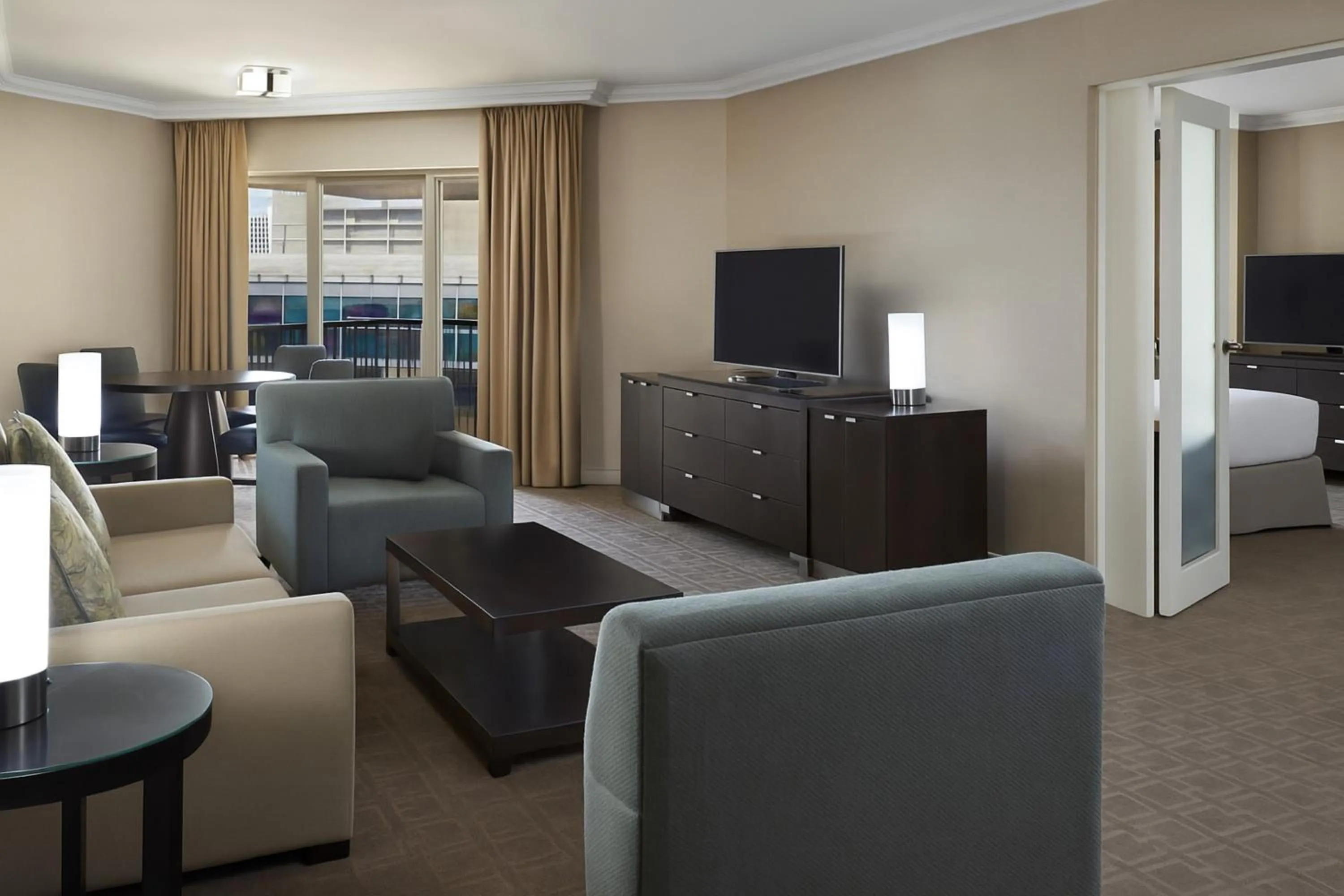 Photo of the whole room, Bed in InterContinental Toronto Centre by IHG