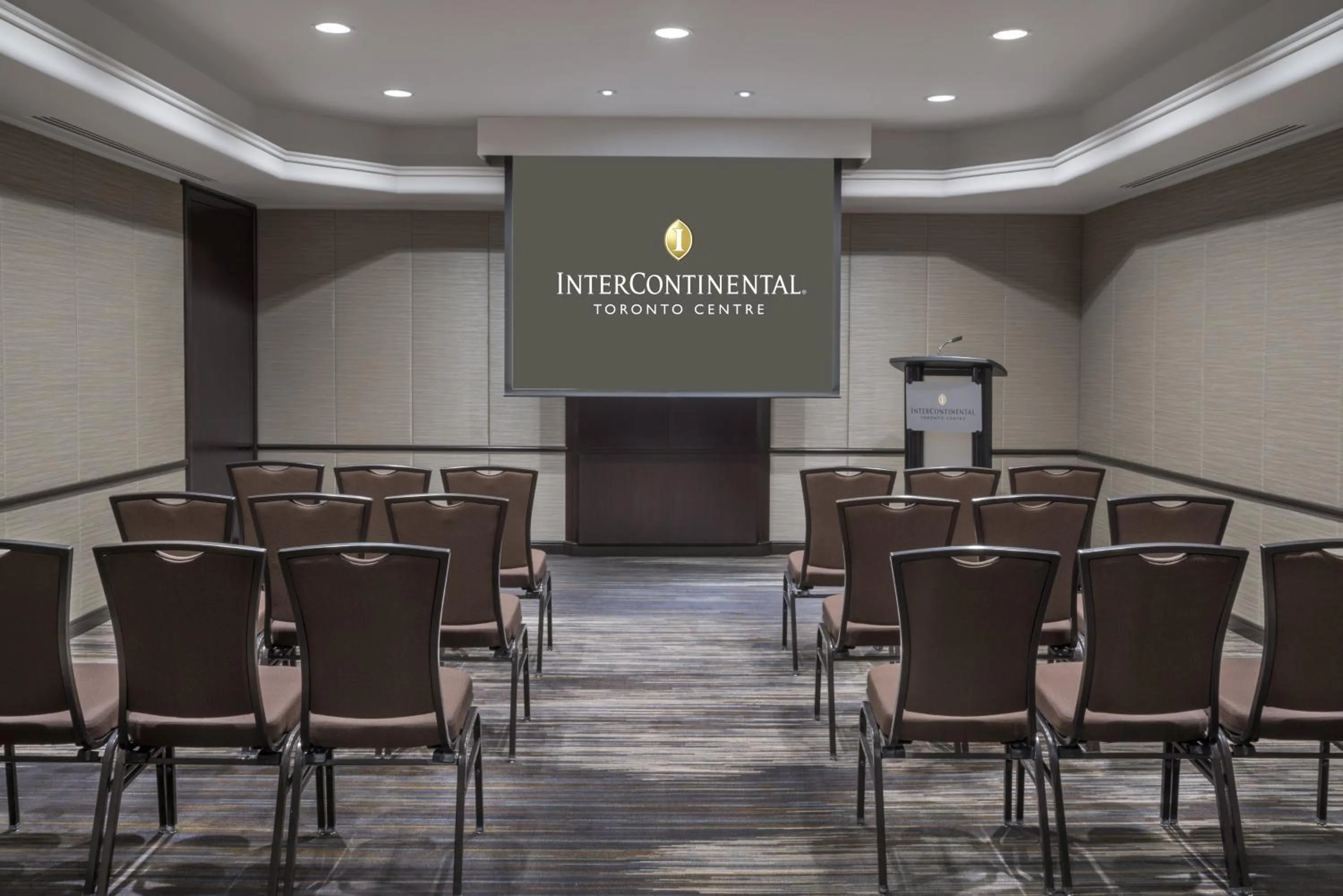 Meeting/conference room in InterContinental Toronto Centre by IHG
