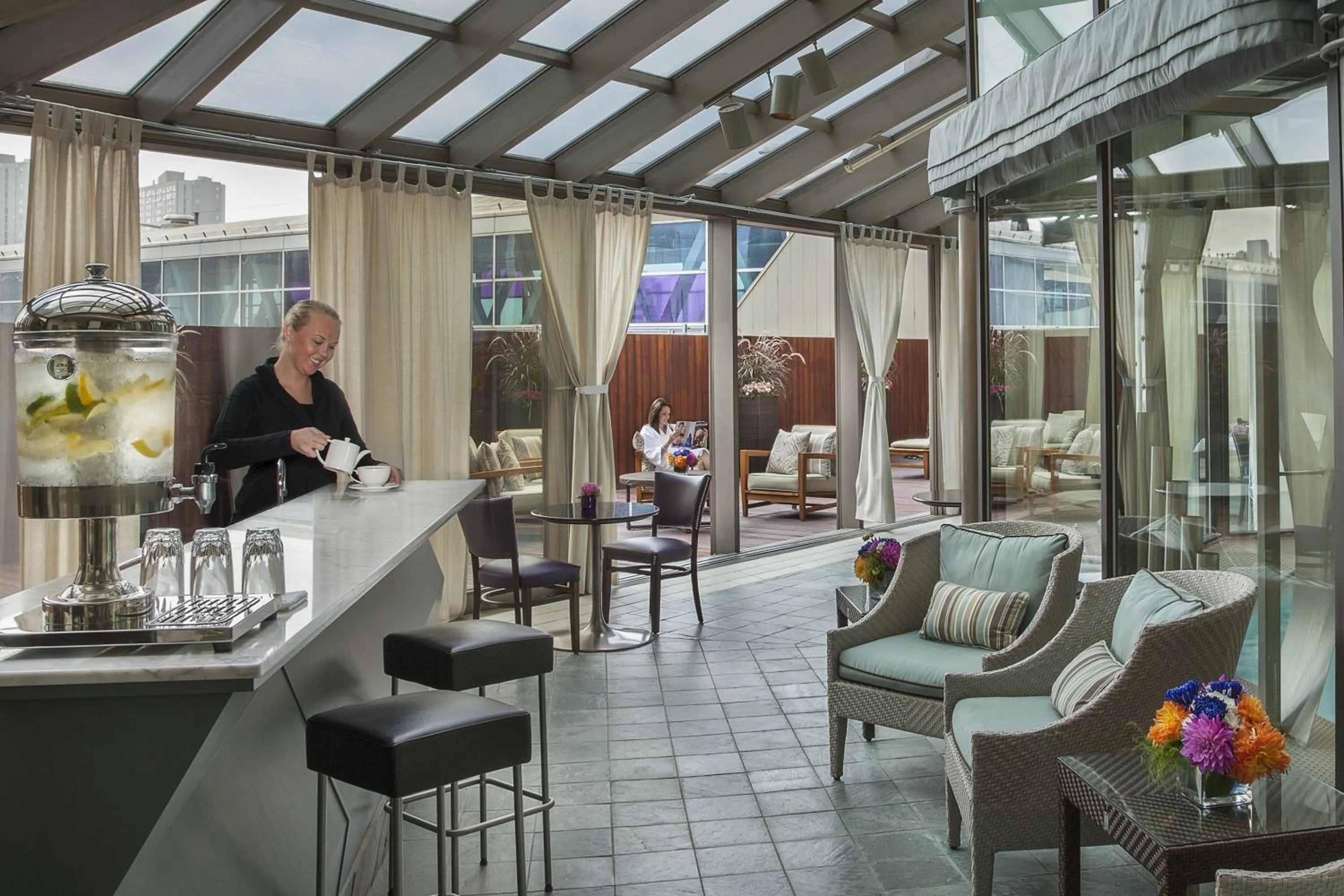 Fitness centre/facilities in InterContinental Toronto Centre by IHG