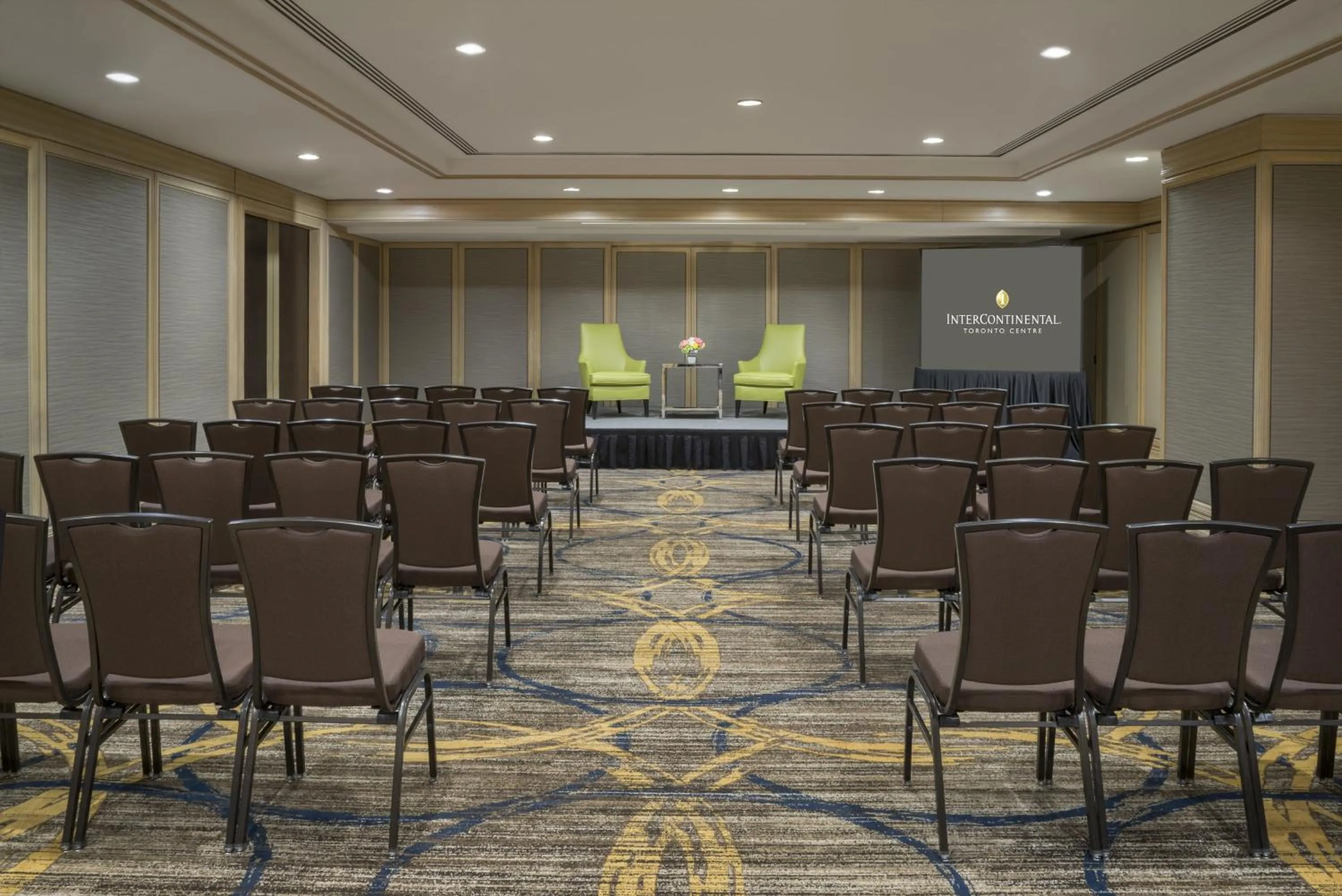 Meeting/conference room in InterContinental Toronto Centre by IHG