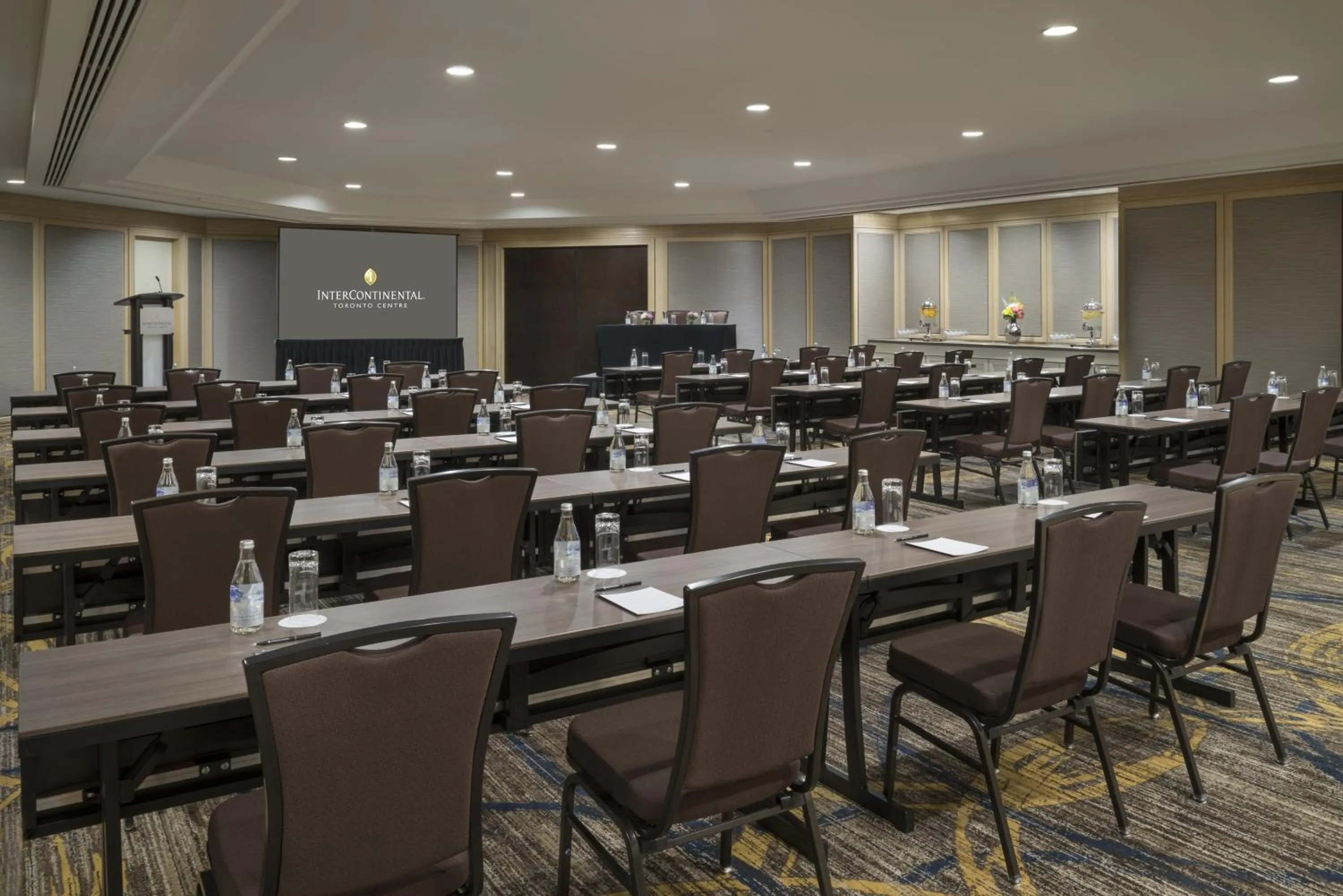 Meeting/conference room in InterContinental Toronto Centre by IHG