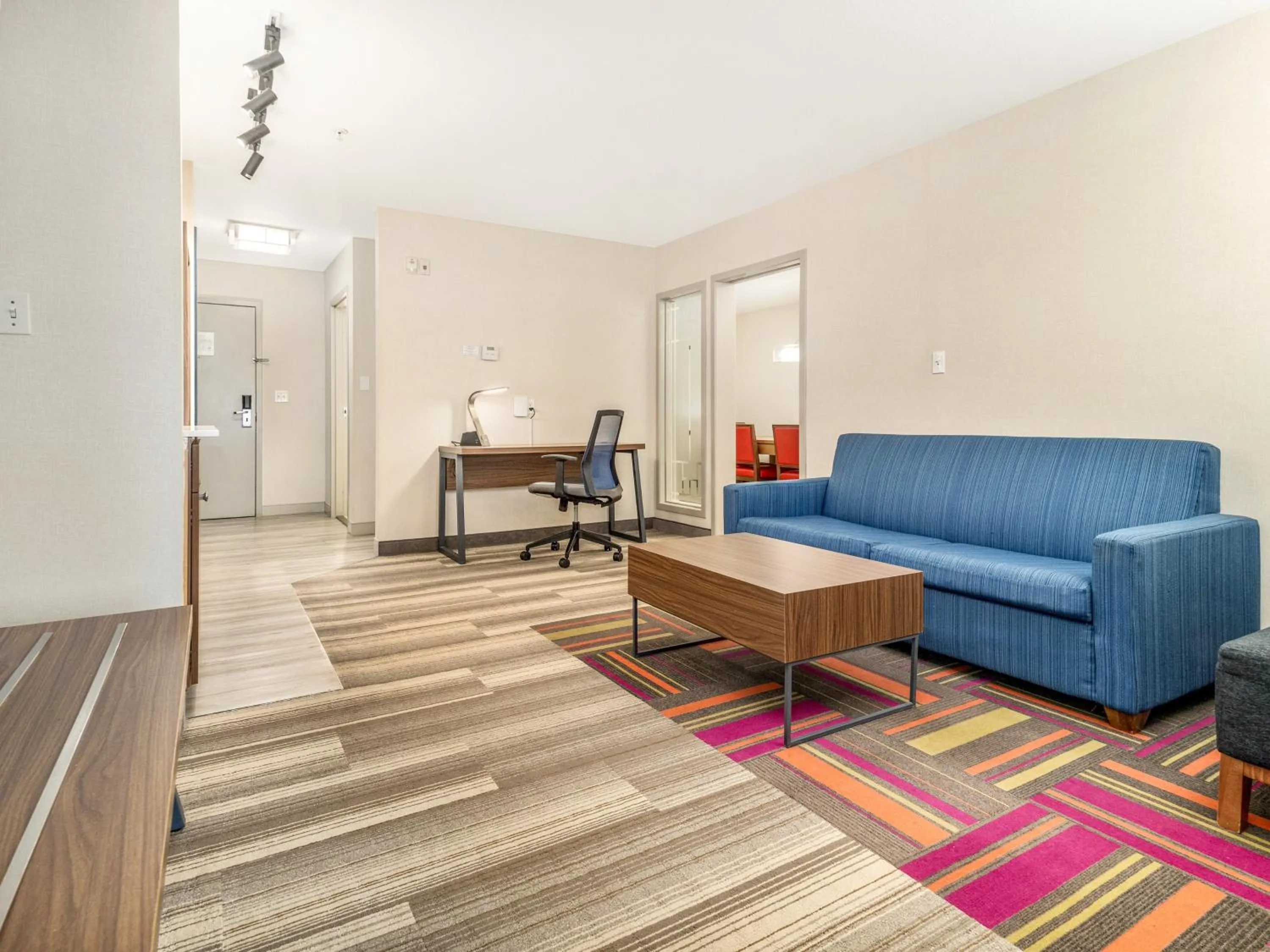 Photo of the whole room in Holiday Inn Express & Suites Medicine Hat by IHG