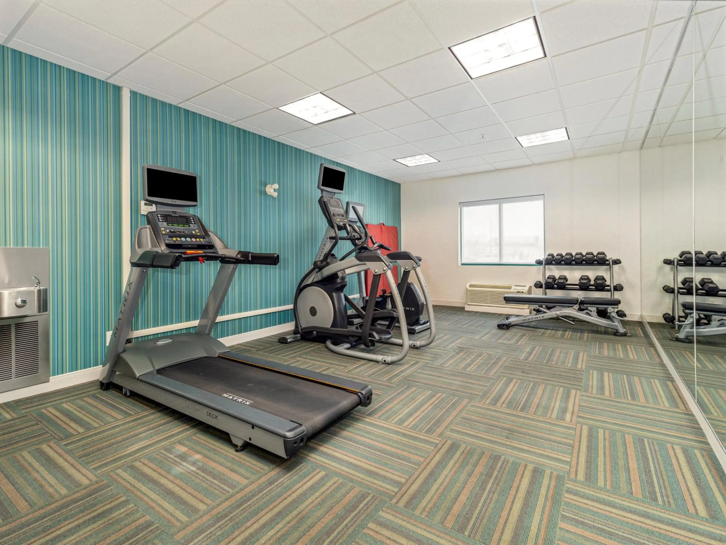 Spa and wellness centre/facilities in Holiday Inn Express & Suites Medicine Hat by IHG