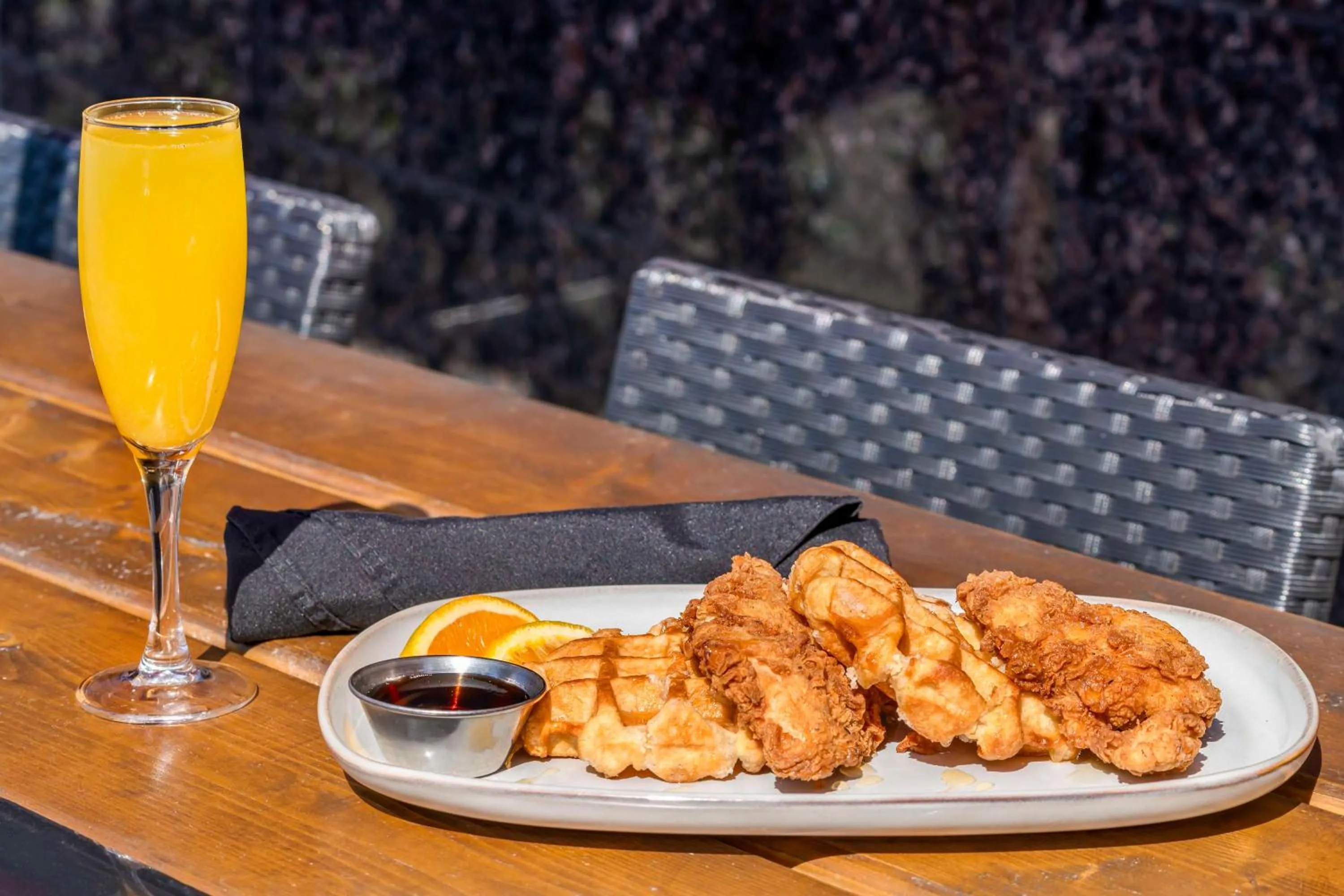 Restaurant/places to eat in Best Western Plus Sands