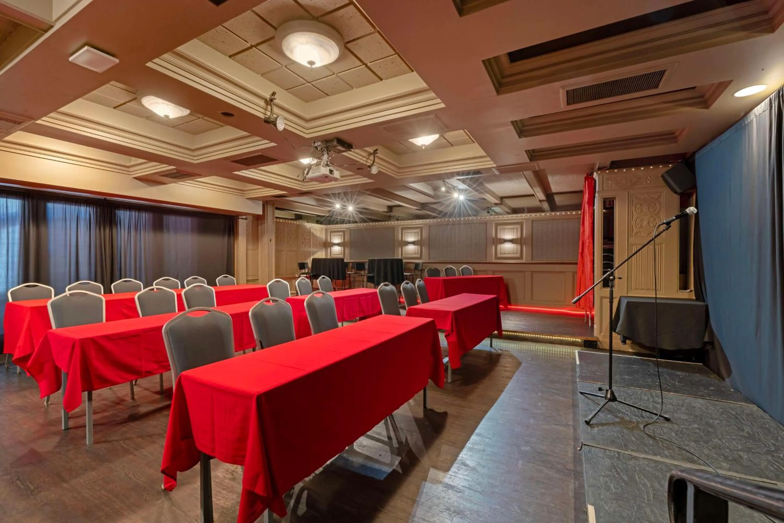 Meeting/conference room in Best Western Plus Sands