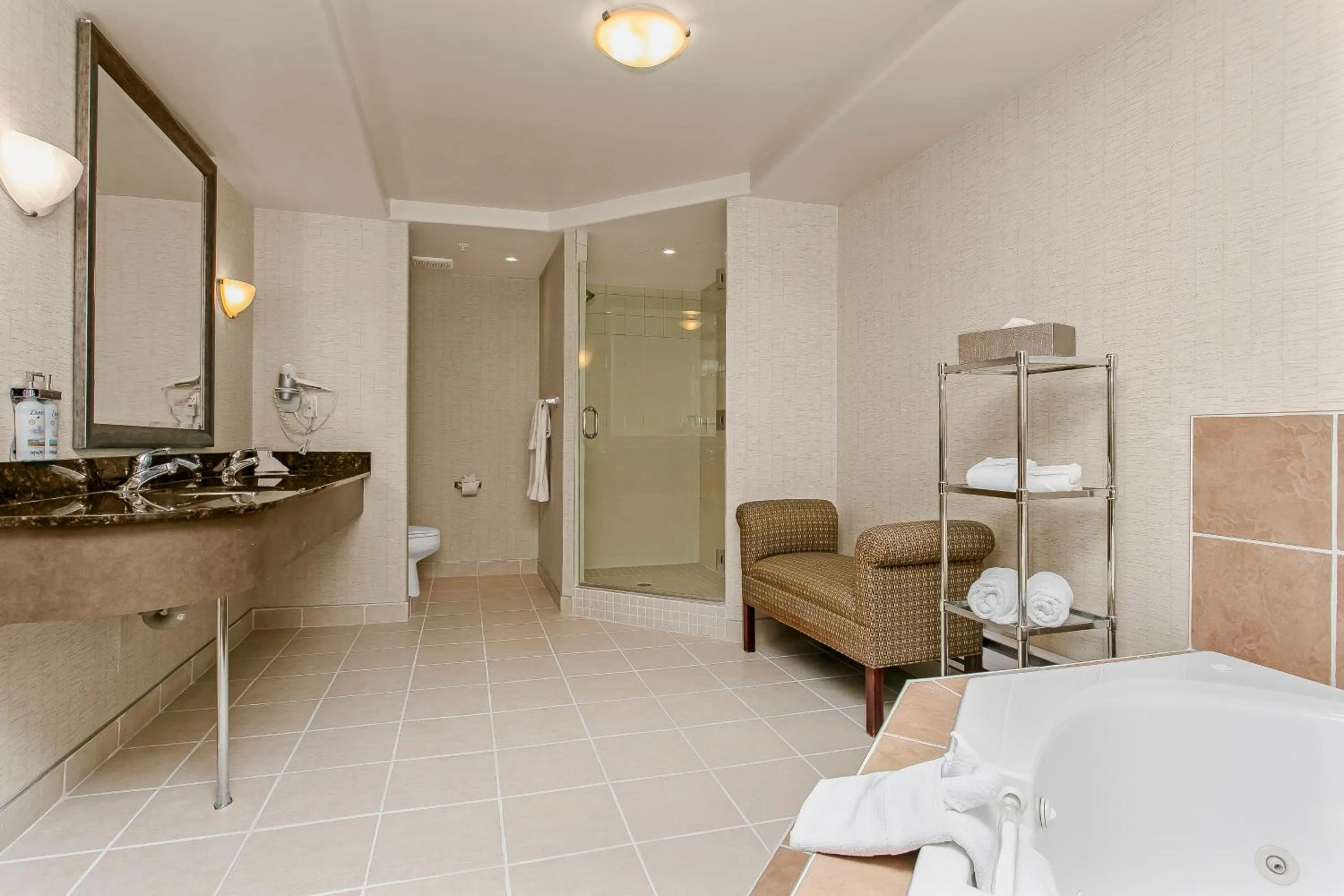 Holiday Inn & Suites Lloydminster by IHG