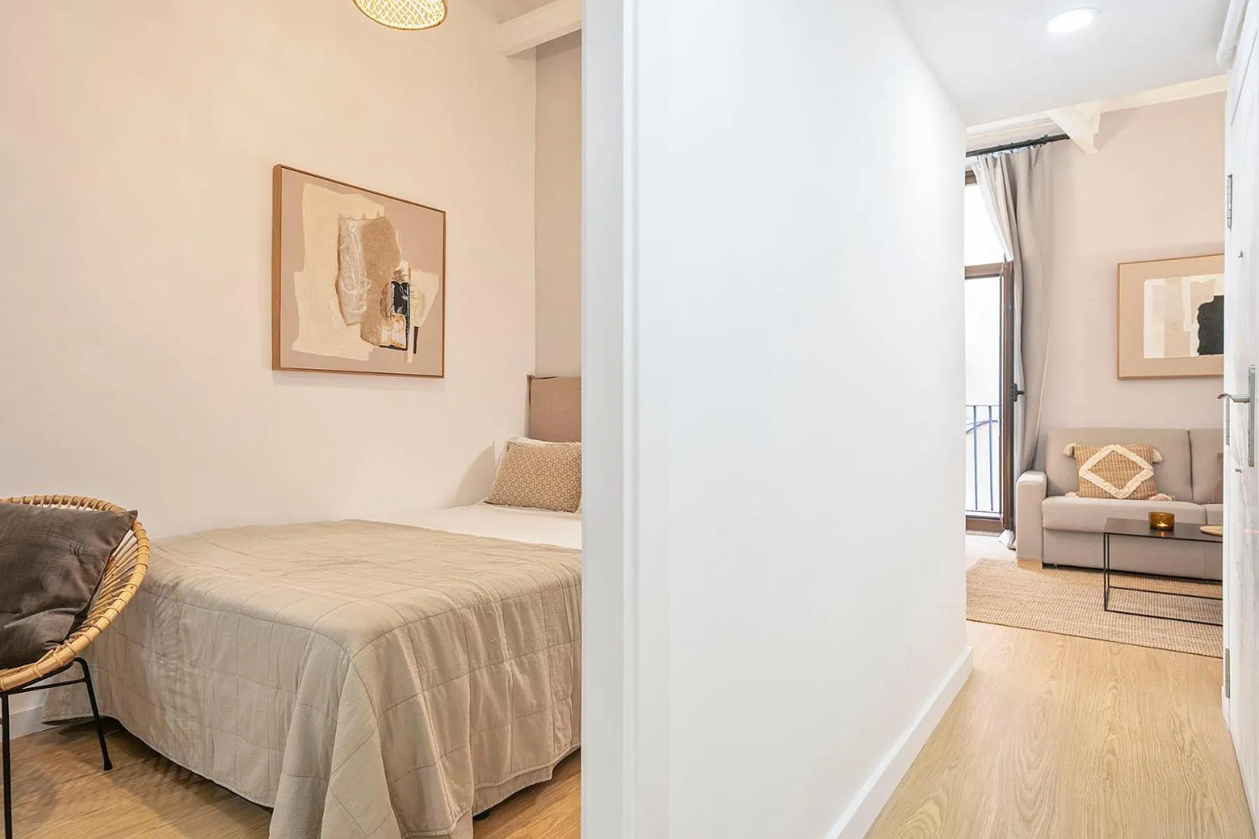 Living room, Bed in Citytrip Palau de la Música