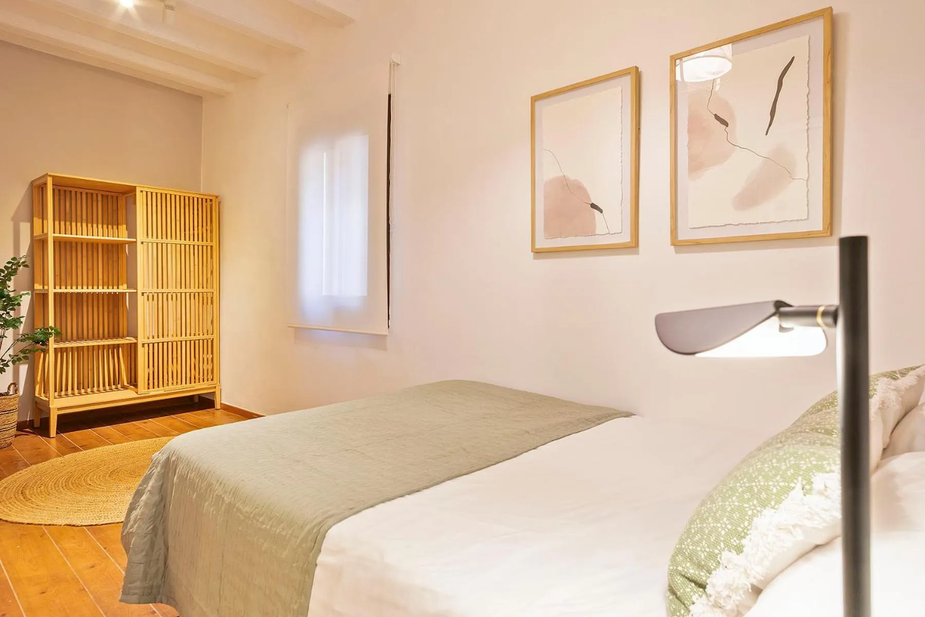 Bedroom, Bed in Citytrip Palau de la Música