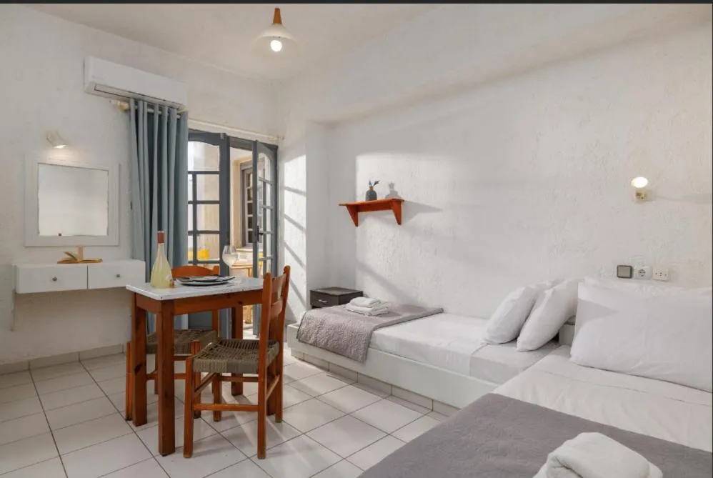 Bed in Kings Hersonissos Hotel