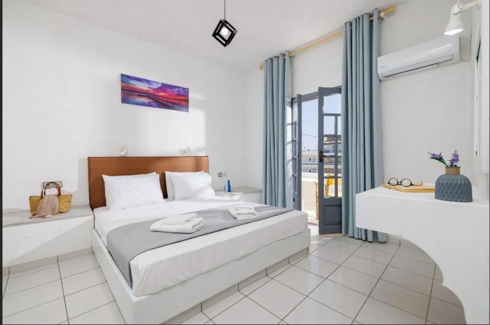 Bed in Kings Hersonissos Hotel