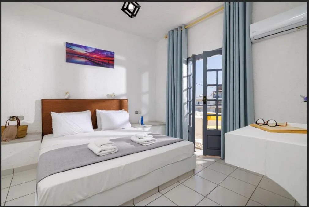 Bed in Kings Hersonissos Hotel