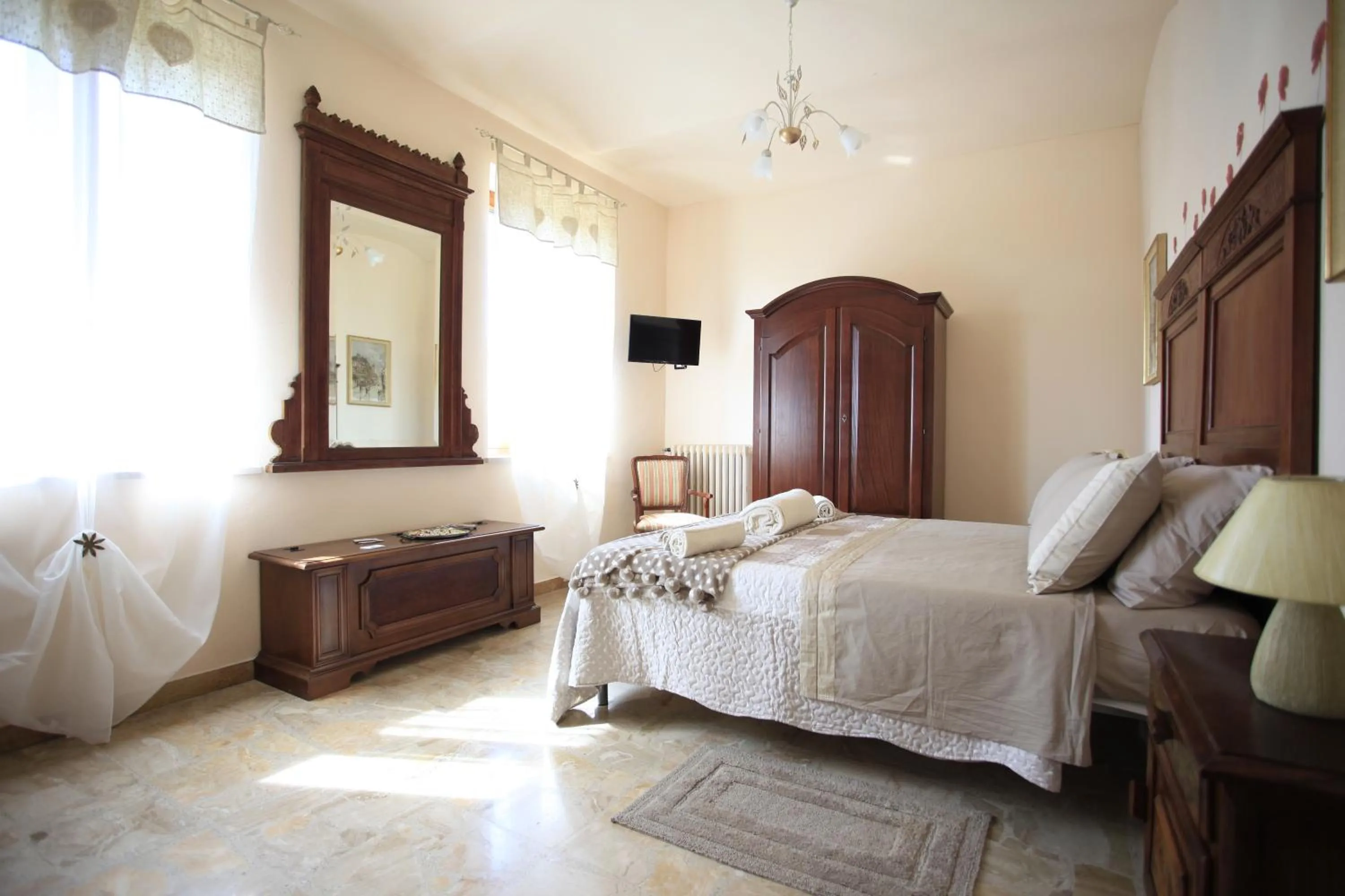 Photo of the whole room, Bed in Al Canei B&B